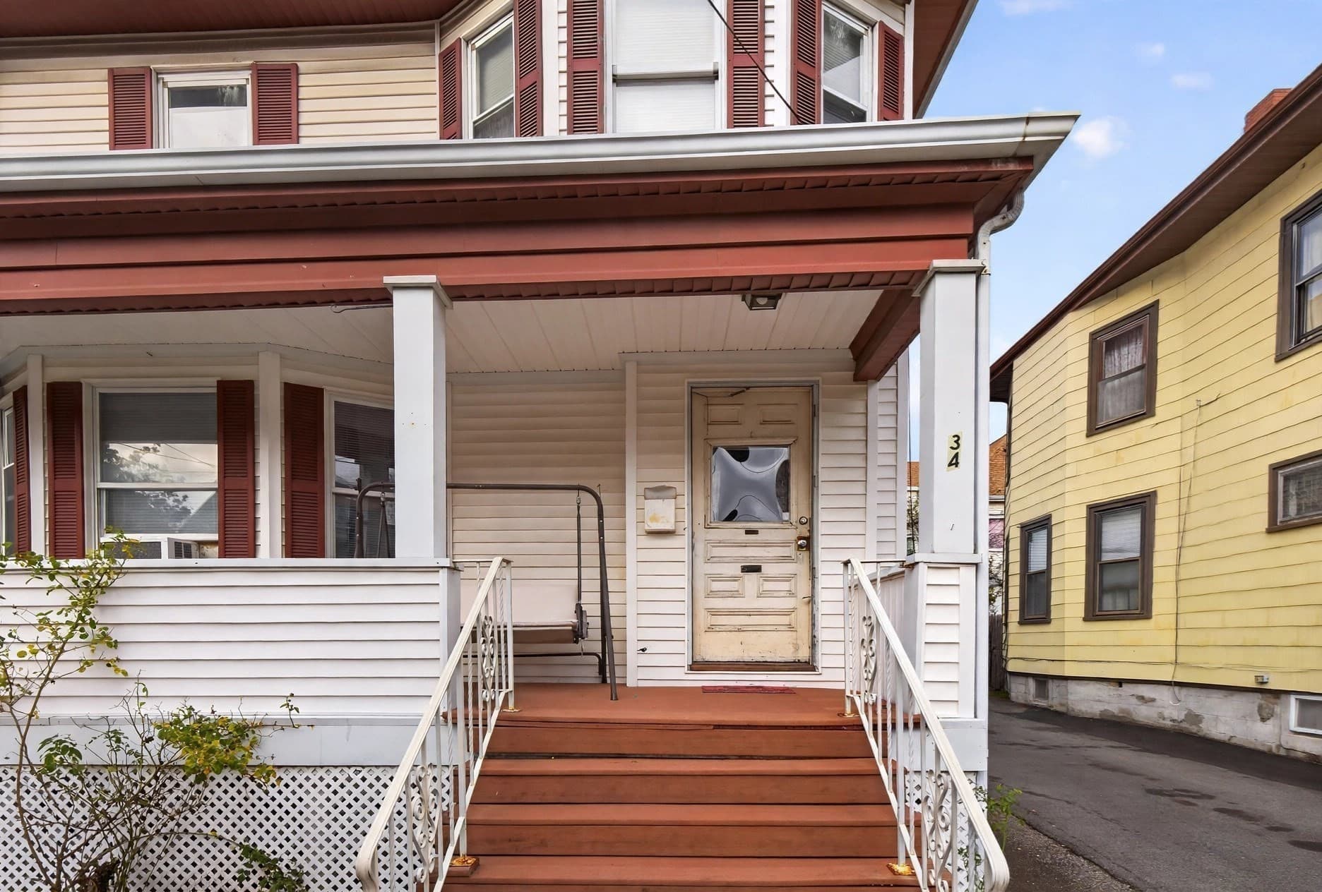 Single Family Residence at 34 Baker Rd, Everett MA 02149, photo 5 of 41