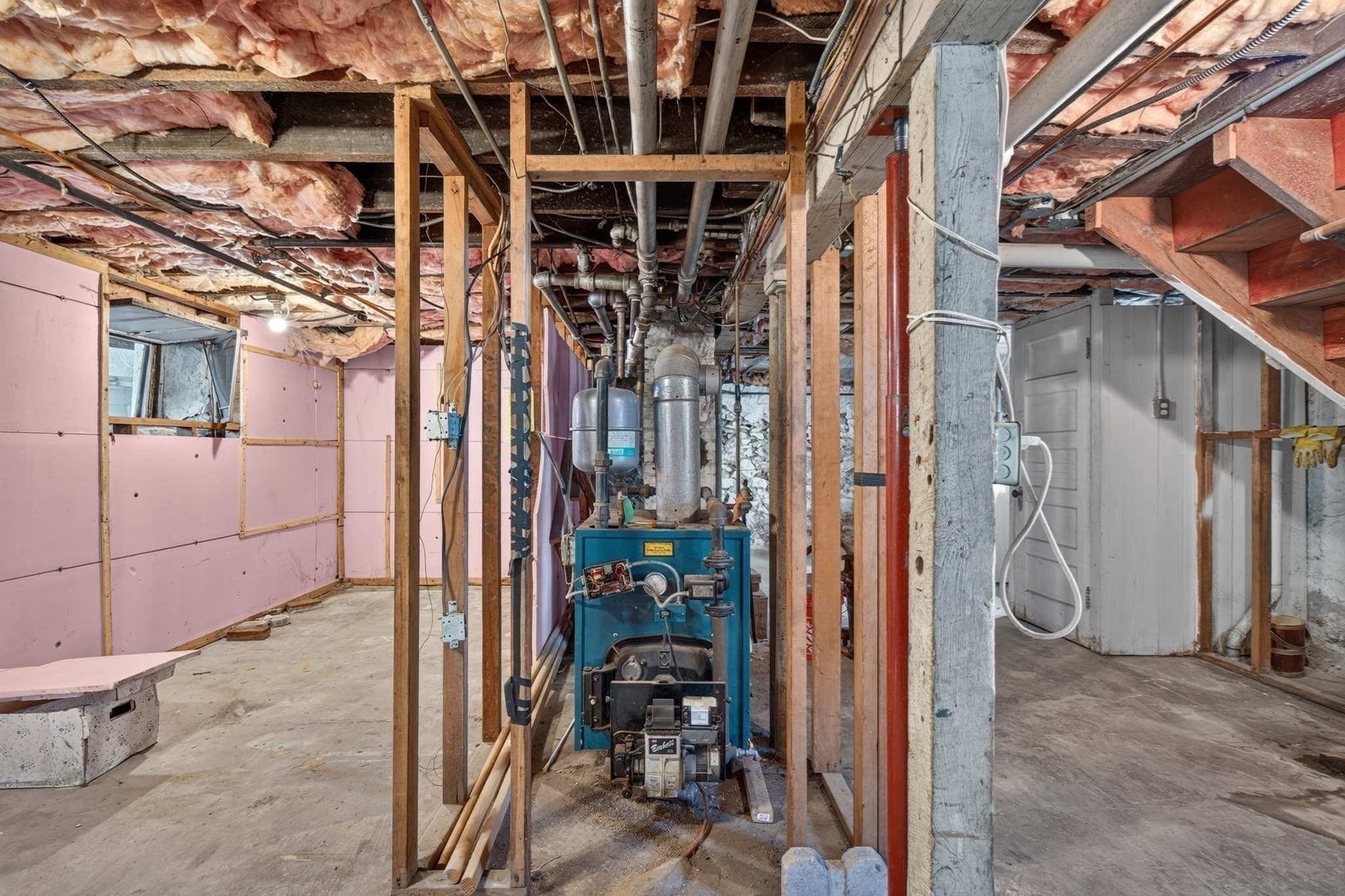 Single Family Residence at 34 Baker Rd, Everett MA 02149, photo 35 of 41