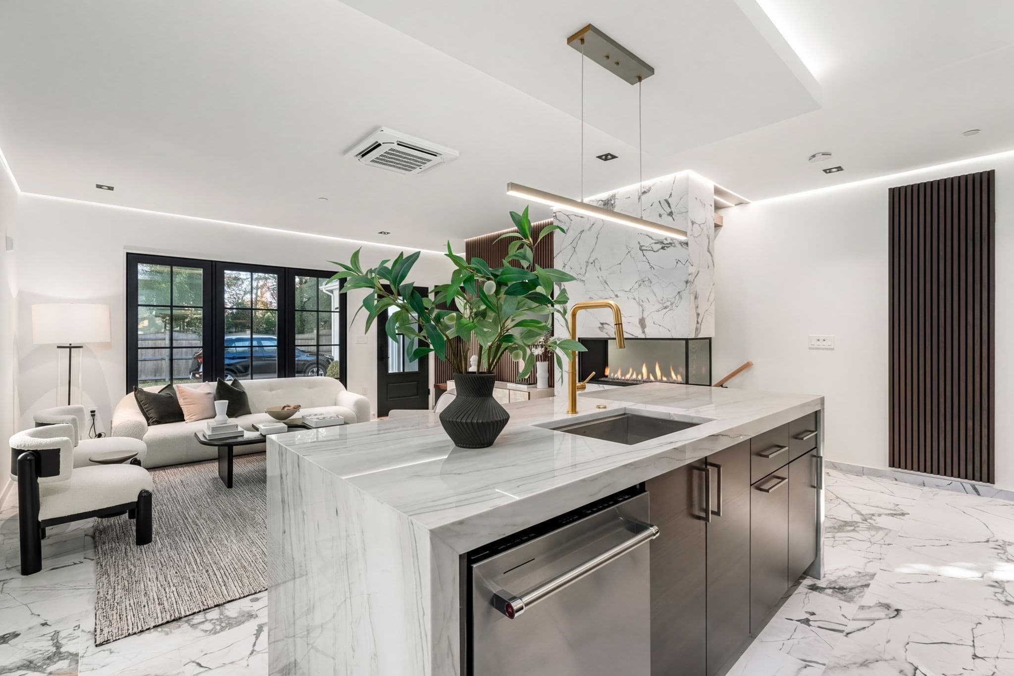 Condominium at 298-304 Elliot Street # C, Newton MA 02464, photo 12 of 27