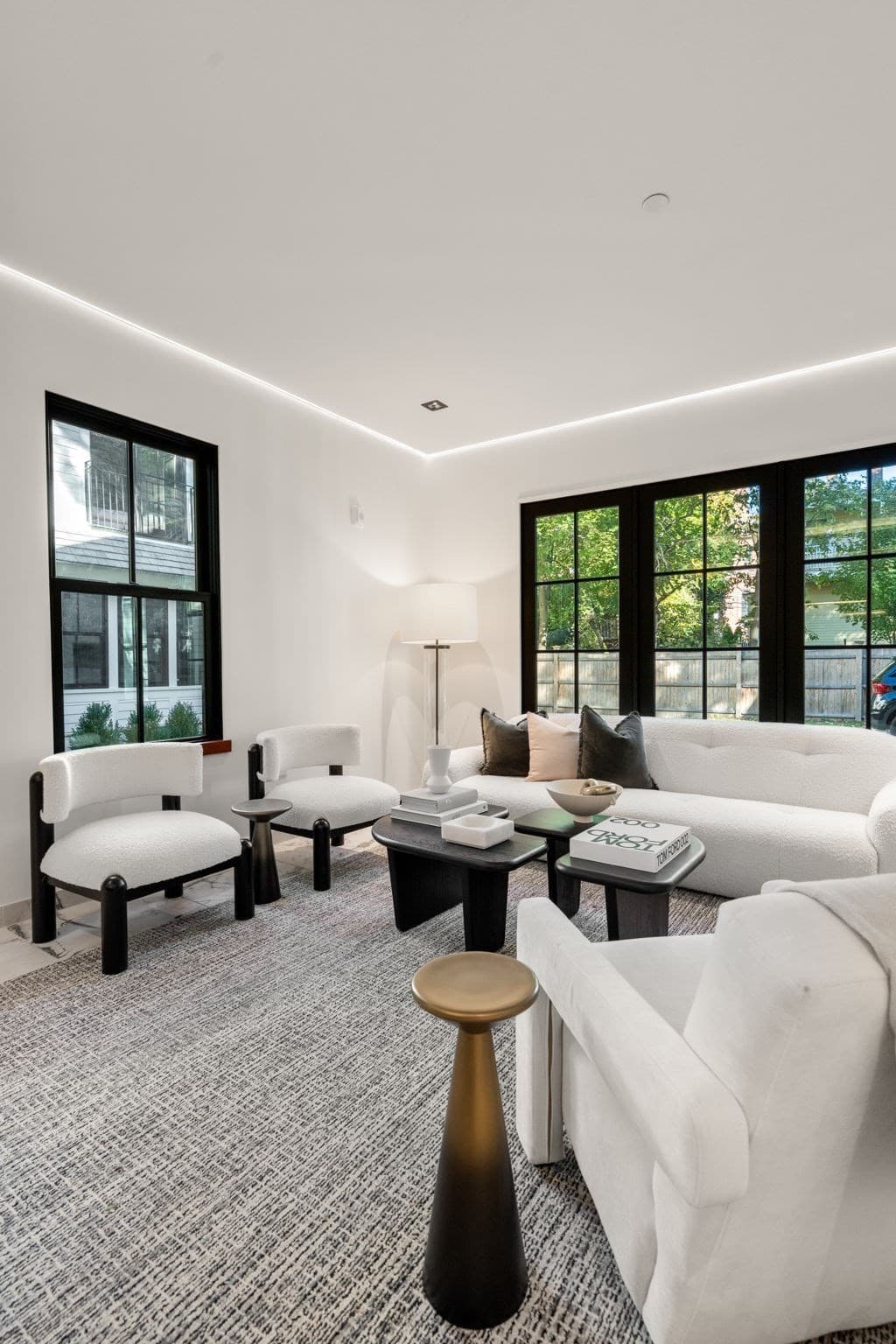 Condominium at 298-304 Elliot Street # C, Newton MA 02464, photo 4 of 27