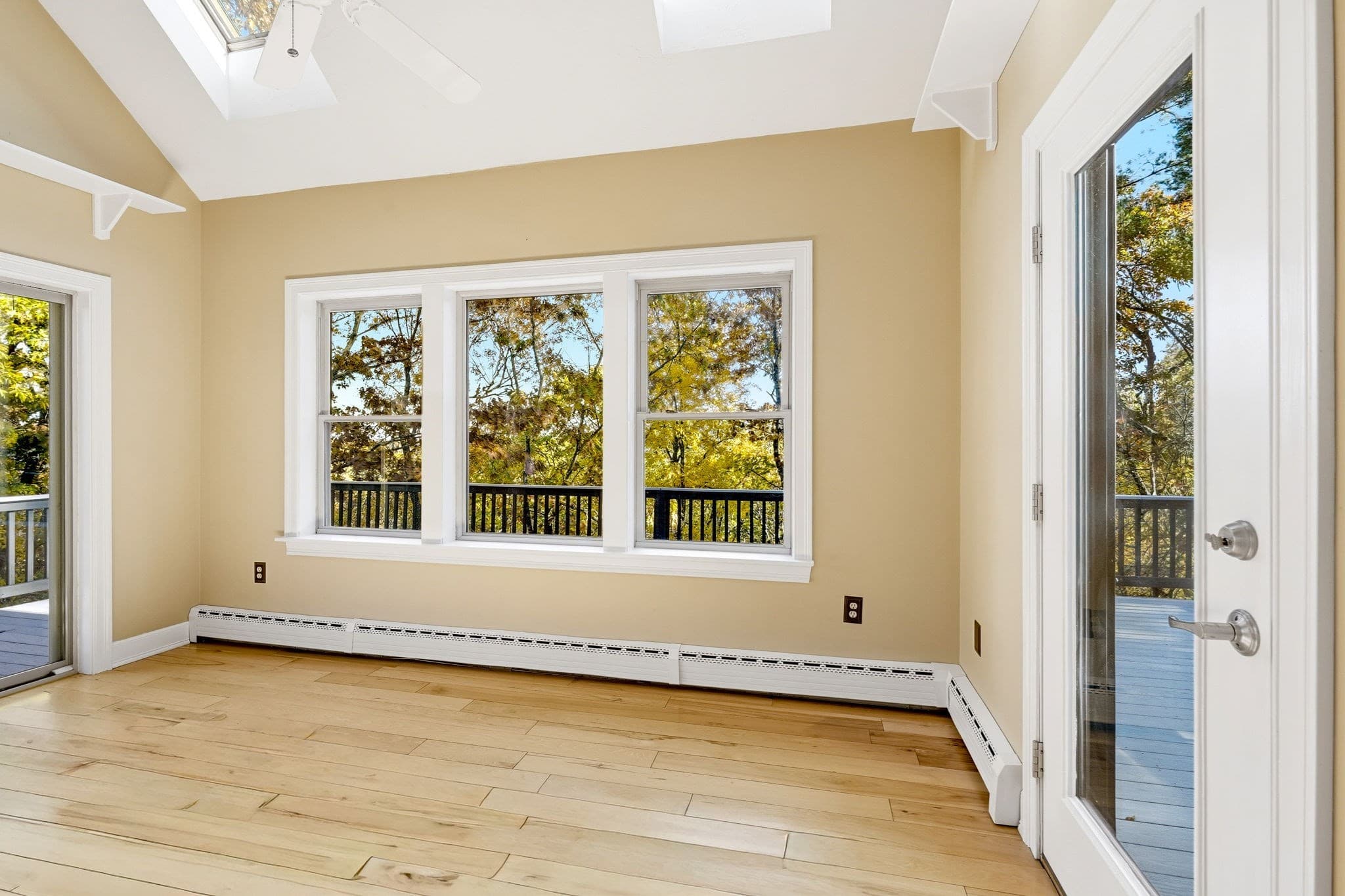 Single Family Residence at 146 Heald Street, Pepperell MA 01463, photo 6 of 42