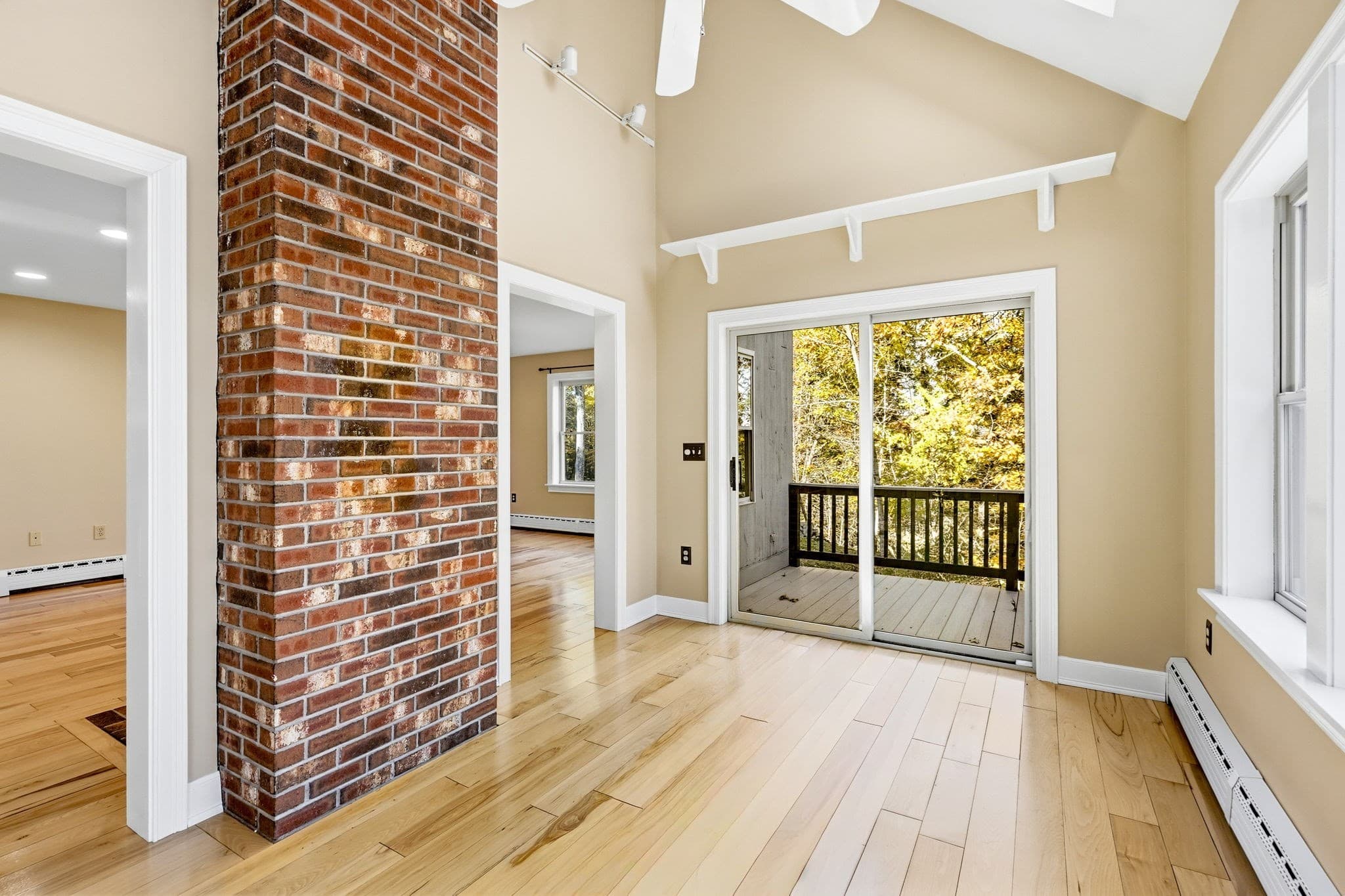 Single Family Residence at 146 Heald Street, Pepperell MA 01463, photo 5 of 42