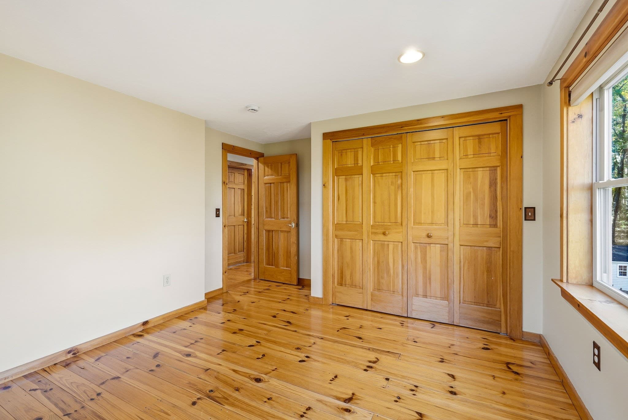 Single Family Residence at 146 Heald Street, Pepperell MA 01463, photo 24 of 42