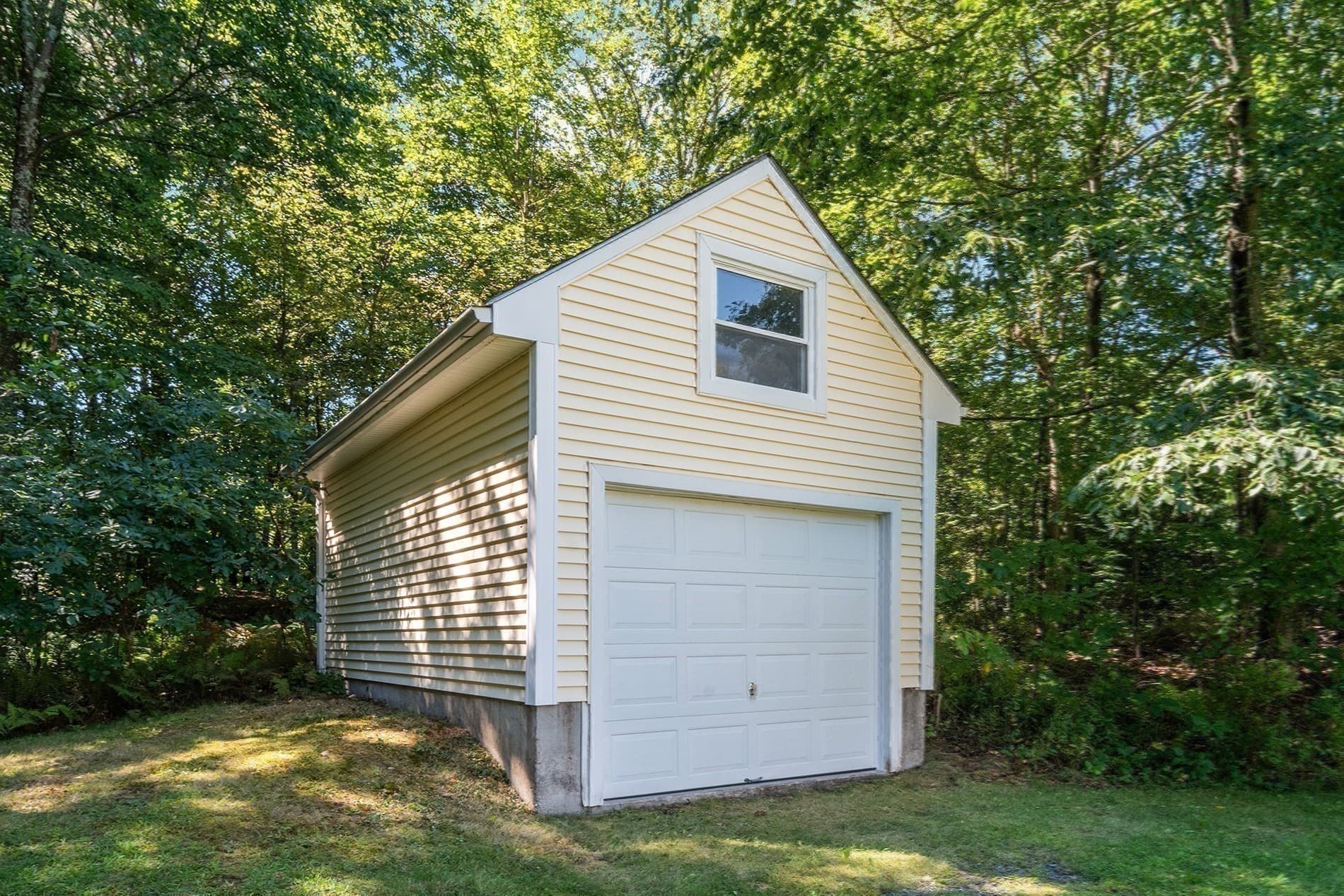 Single Family Residence at 143 Sayles Hill Rd, North Smithfield RI 02896, photo 35 of 38