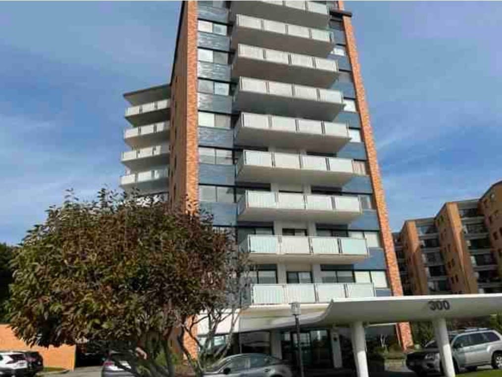 300 Lynn Shore Dr # 712, Lynn MA 01902