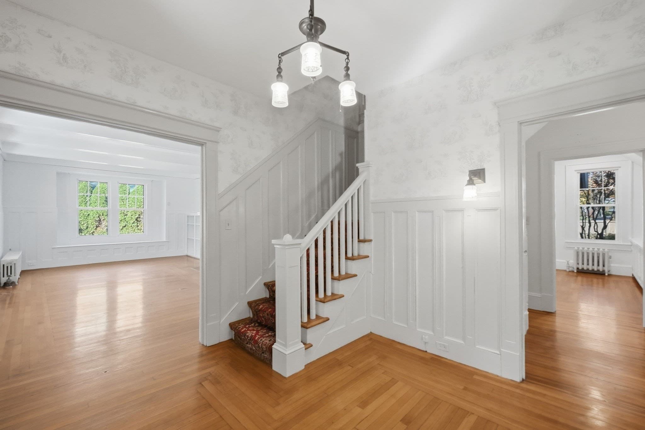 Single Family Residence at 1435 Longmeadow St, Longmeadow MA 01106, photo 4 of 42
