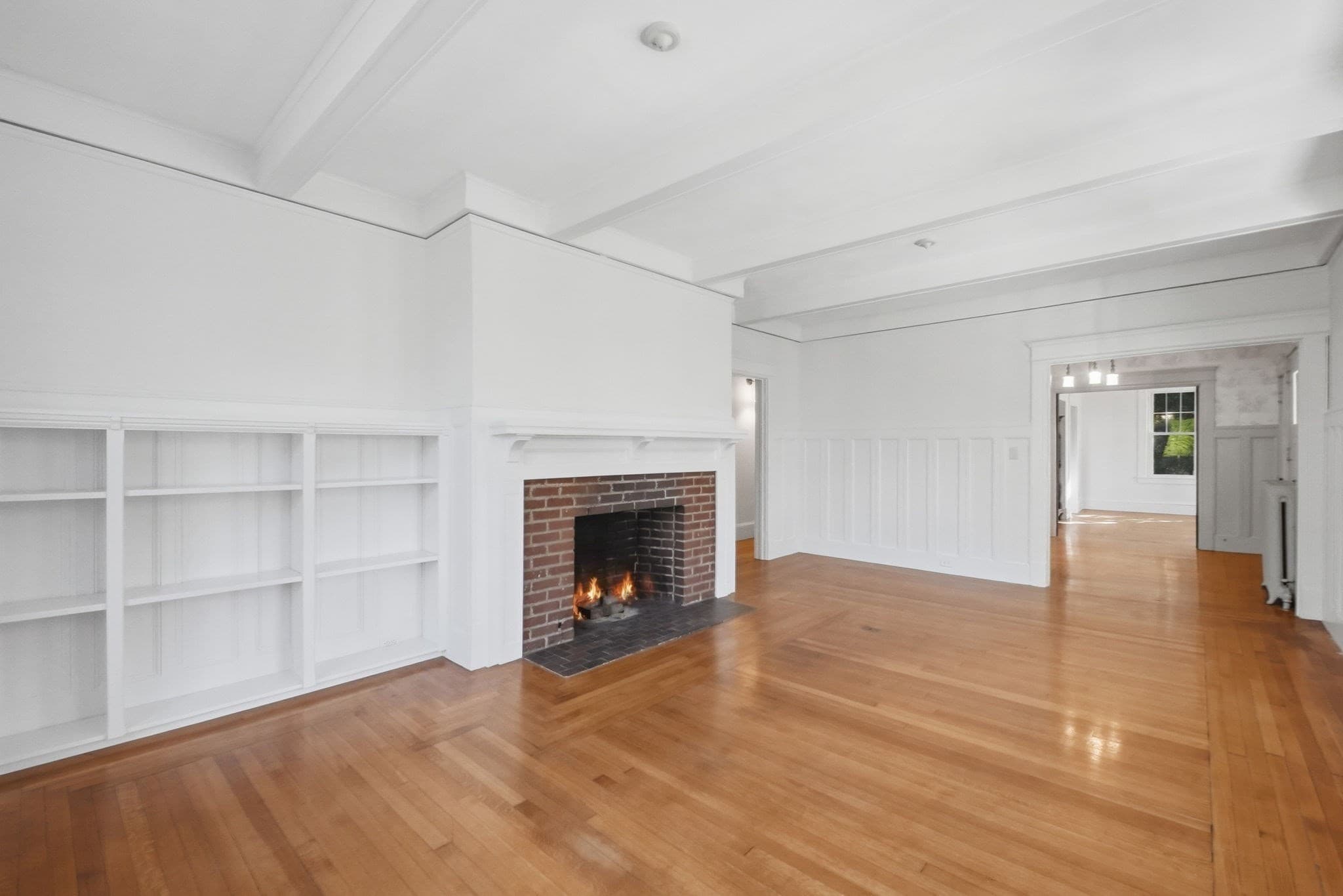 Single Family Residence at 1435 Longmeadow St, Longmeadow MA 01106, photo 8 of 42