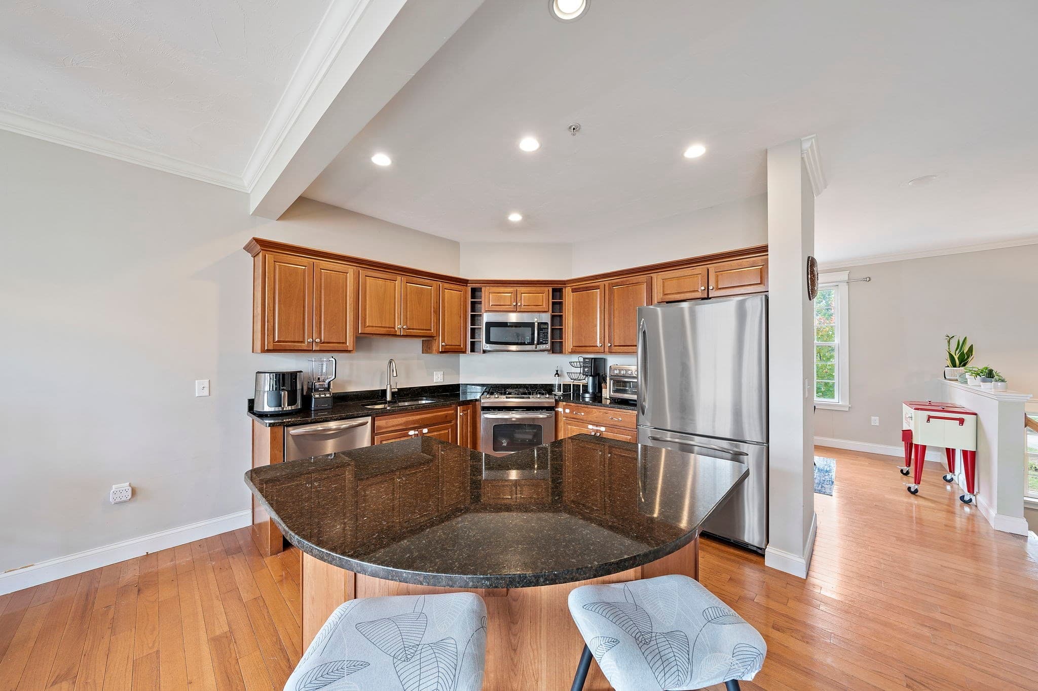Single Family Residence at 70 Parkview St., Weymouth MA 02190, photo 7 of 39