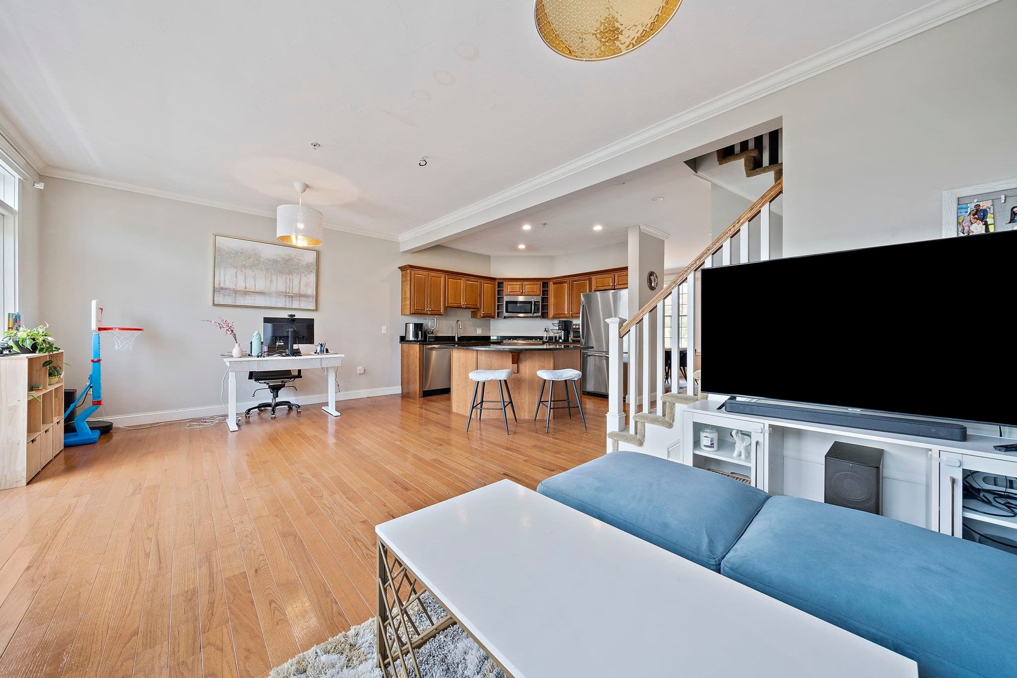 Single Family Residence at 70 Parkview St., Weymouth MA 02190, photo 5 of 39