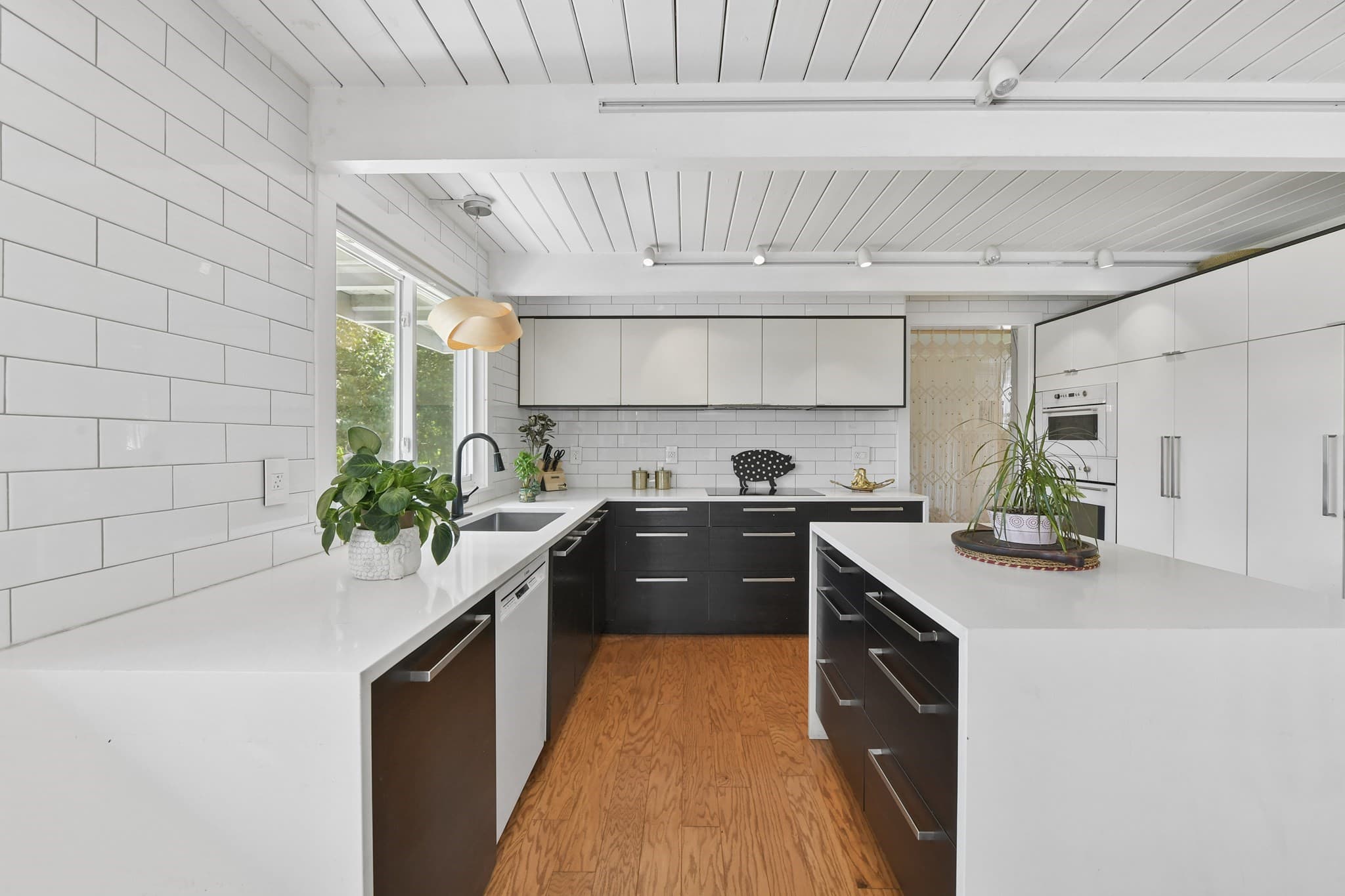 Single Family Residence at 195 Willow Ave, Haverhill MA 01835, photo 17 of 38