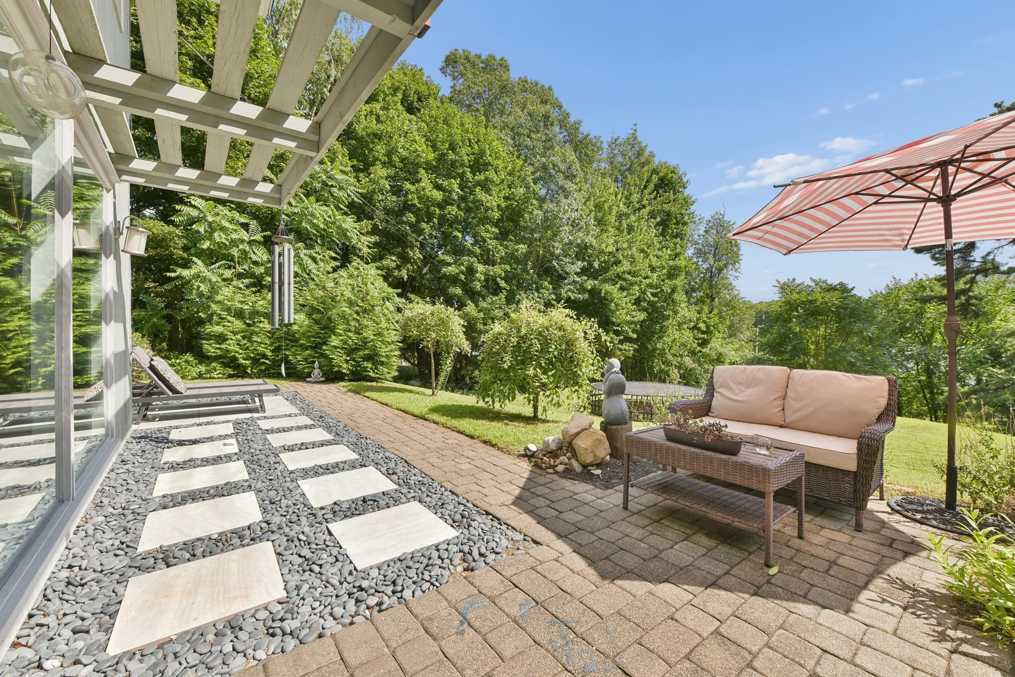 Single Family Residence at 195 Willow Ave, Haverhill MA 01835, photo 26 of 38