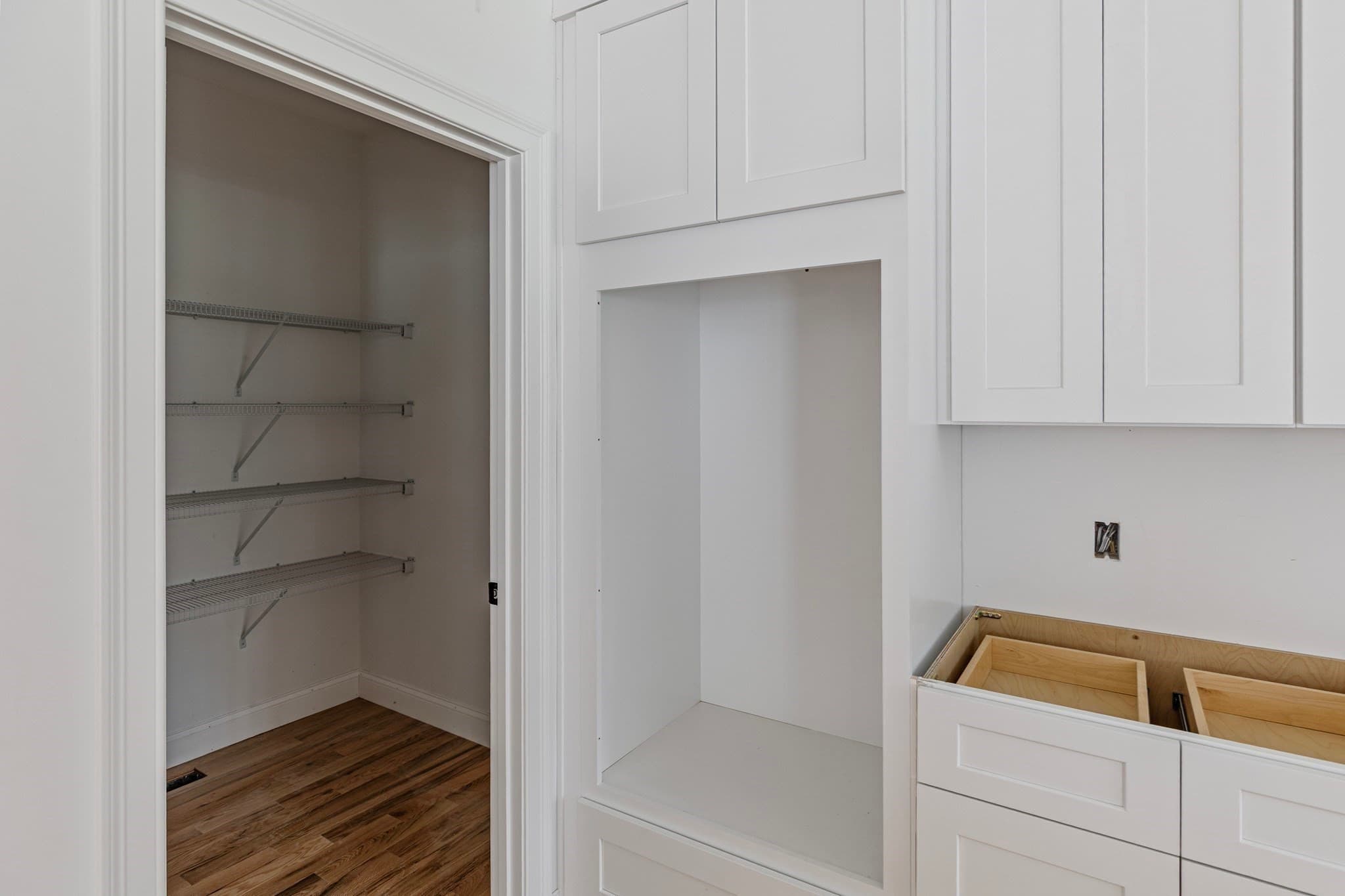 Single Family Residence at 5 Abby Road, Grafton MA 01536, photo 5 of 10