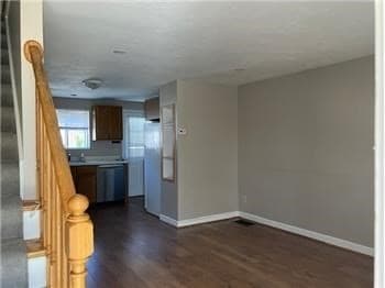Attached (Townhouse/Rowhouse/Duplex) at 5 Middle St Court # 5, Waltham MA 02451, photo 3 of 6