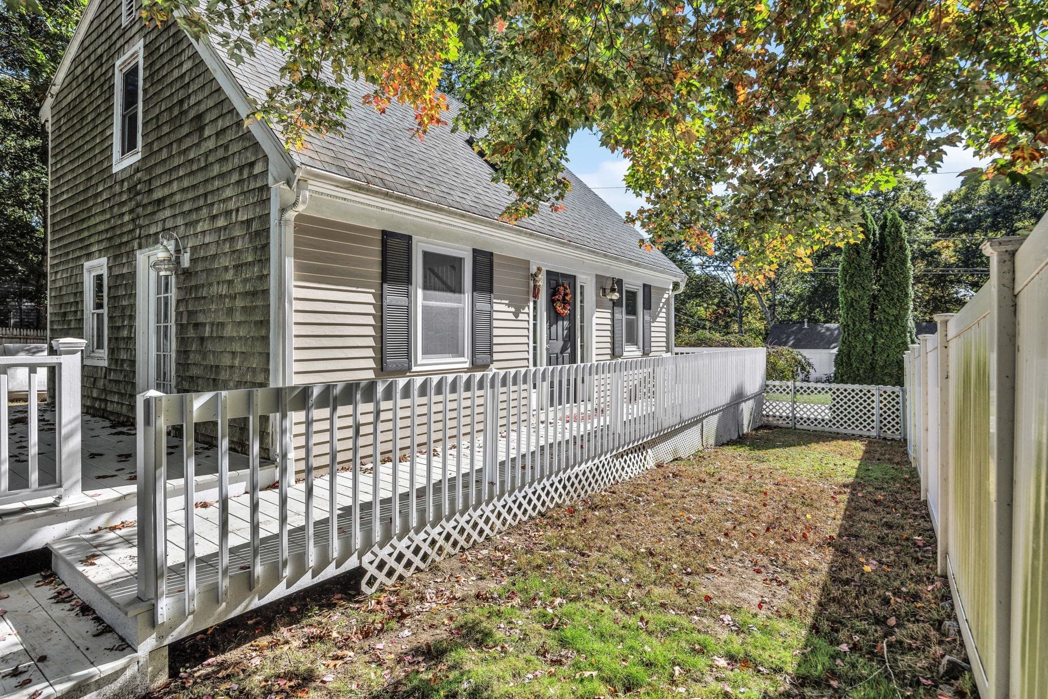 Single Family Residence at 21 Nohono Rd, Mashpee MA 02649, photo 5 of 31