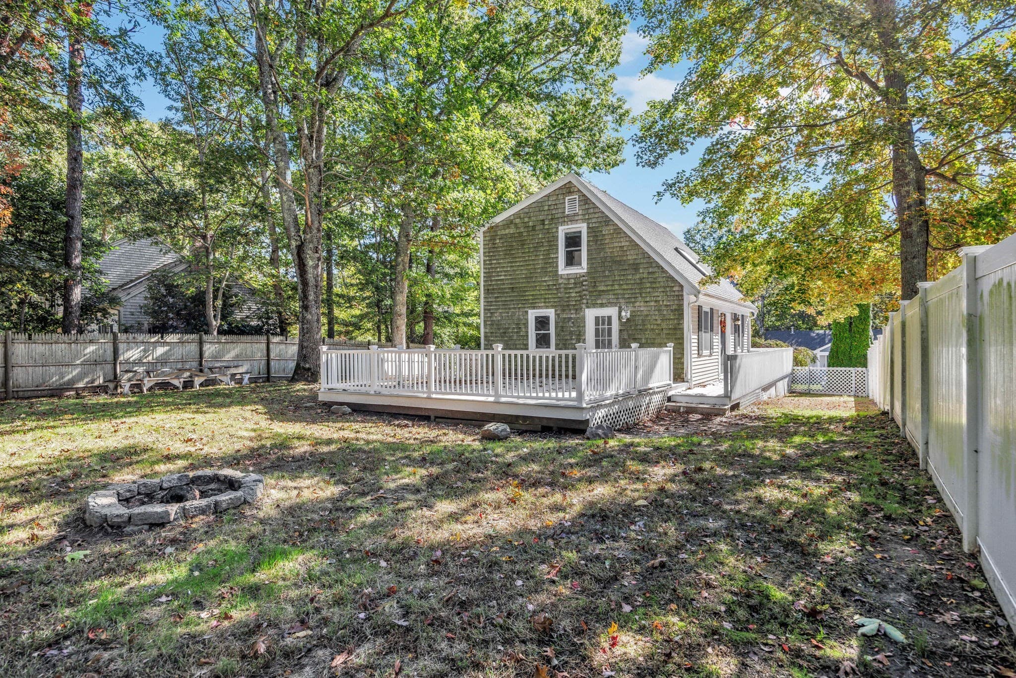 Single Family Residence at 21 Nohono Rd, Mashpee MA 02649, photo 20 of 31