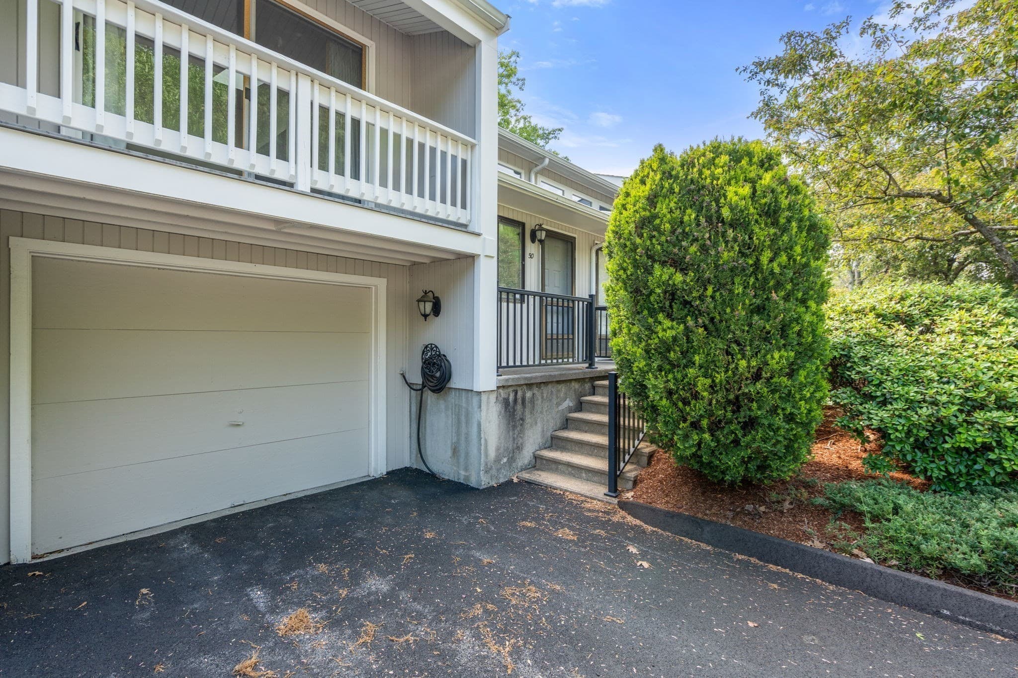 Condominium at 50 Londonderry Rd # 50, Grafton MA 01519, photo 2 of 27