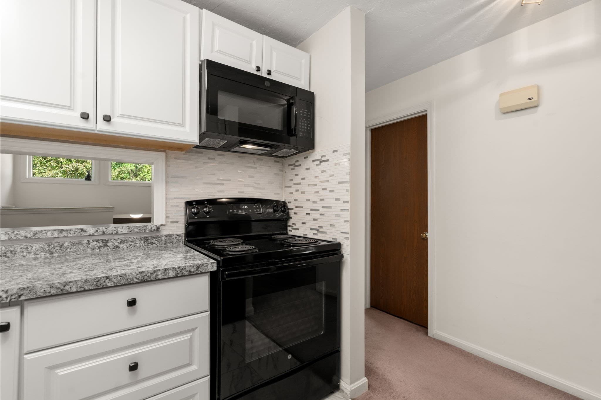 Condominium at 50 Londonderry Rd # 50, Grafton MA 01519, photo 7 of 27