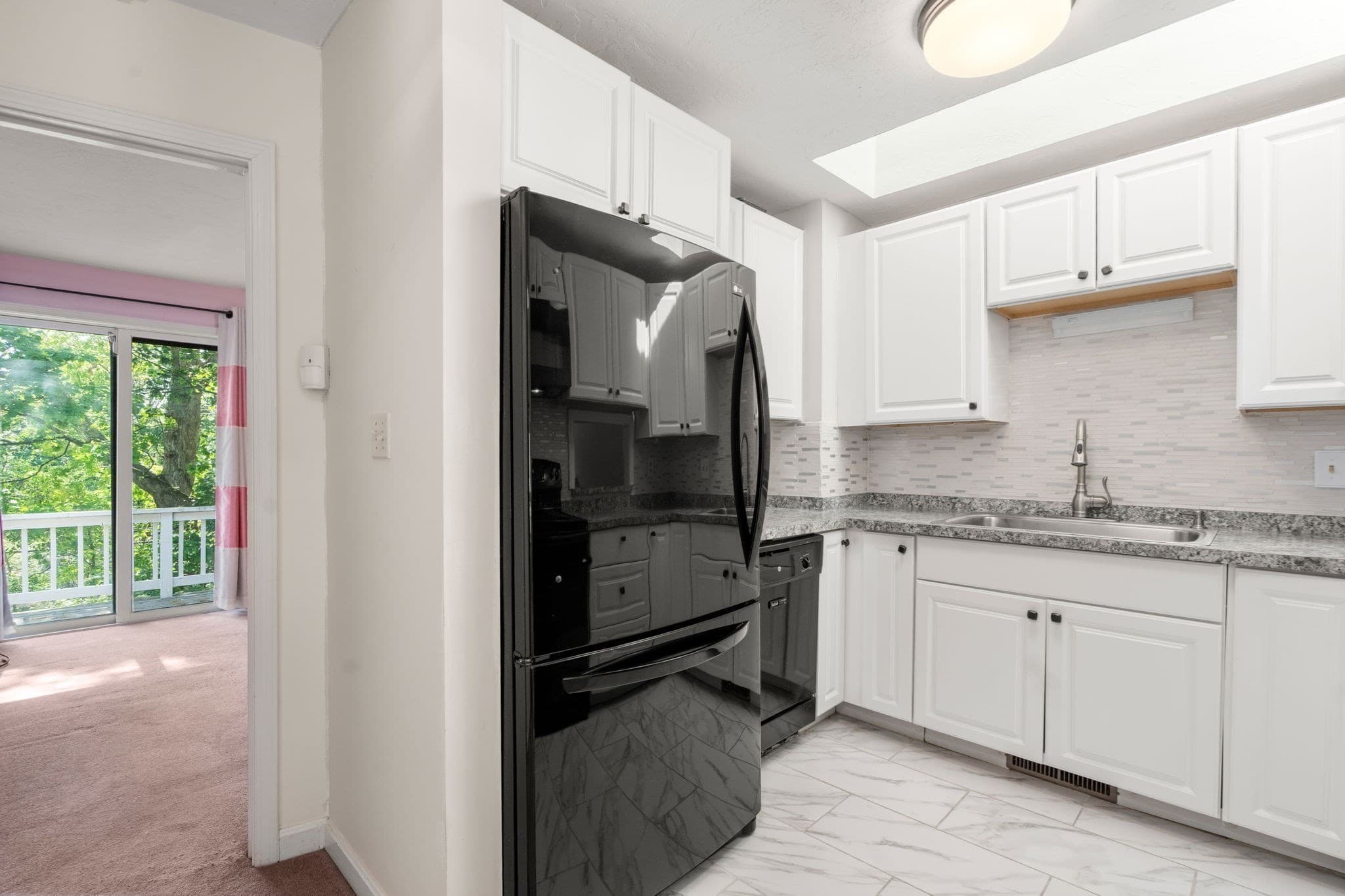 Condominium at 50 Londonderry Rd # 50, Grafton MA 01519, photo 9 of 27