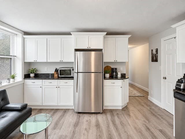 3 Family at 148 Walnut St, Chelsea MA 02150, photo 6 of 14