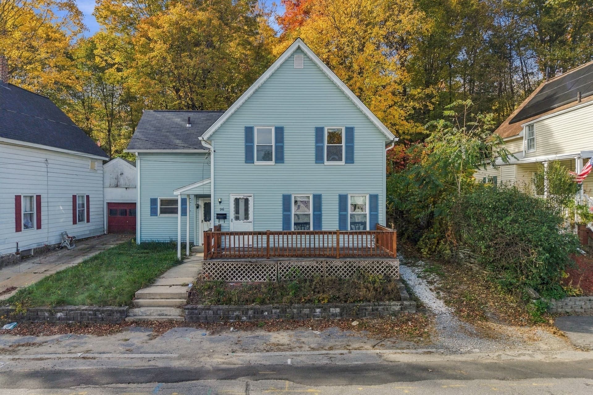 96 Canton St, Fitchburg MA 01420