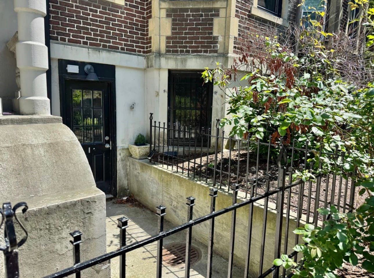 Apartment at 390 Riverway # 2, Boston MA 02115, photo 28 of 28