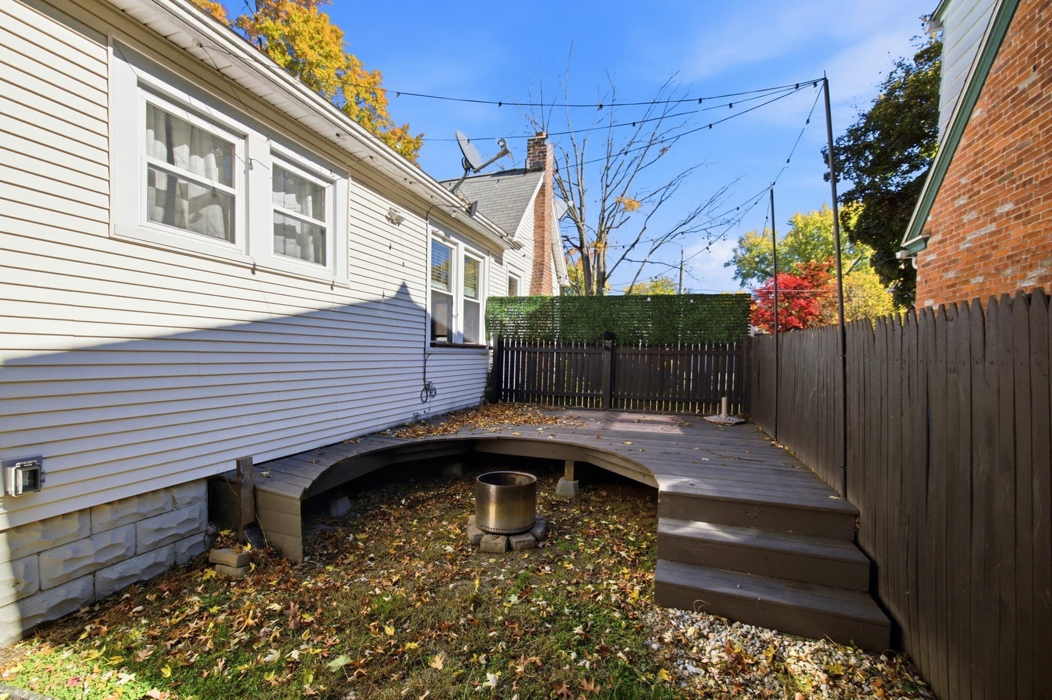 Single Family Residence at 120 Ellsworth Ave, Springfield MA 01118, photo 22 of 30