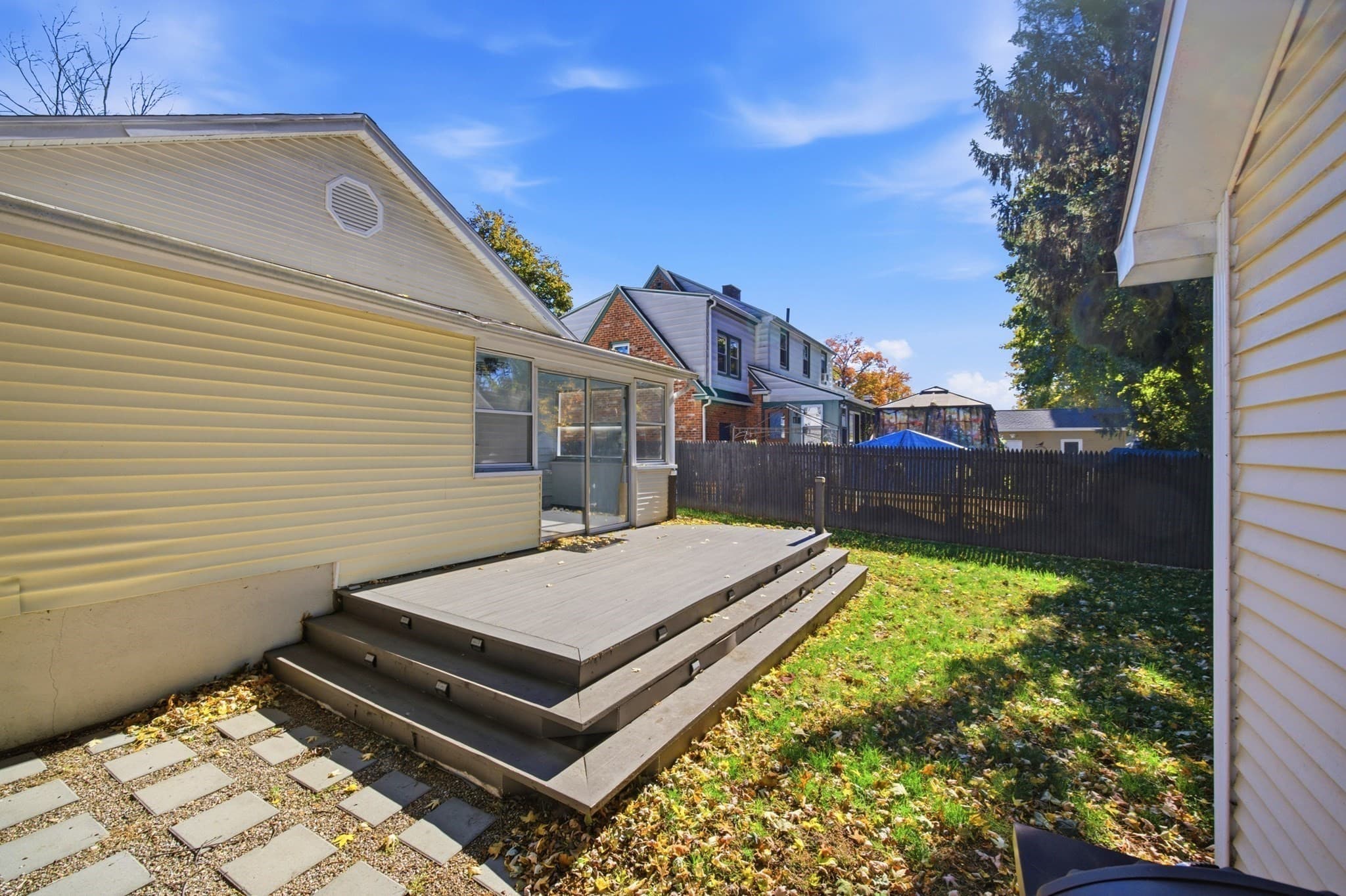Single Family Residence at 120 Ellsworth Ave, Springfield MA 01118, photo 20 of 30