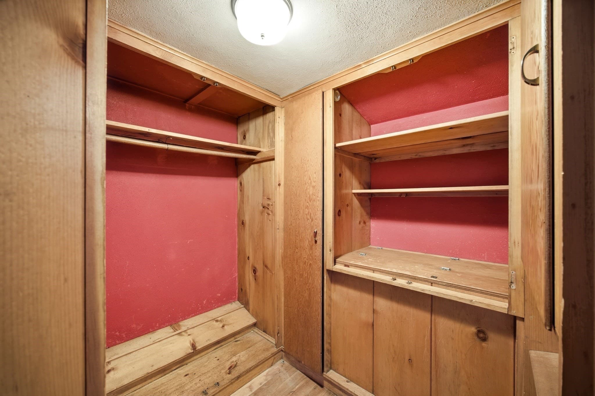 Single Family Residence at 120 Ellsworth Ave, Springfield MA 01118, photo 15 of 30