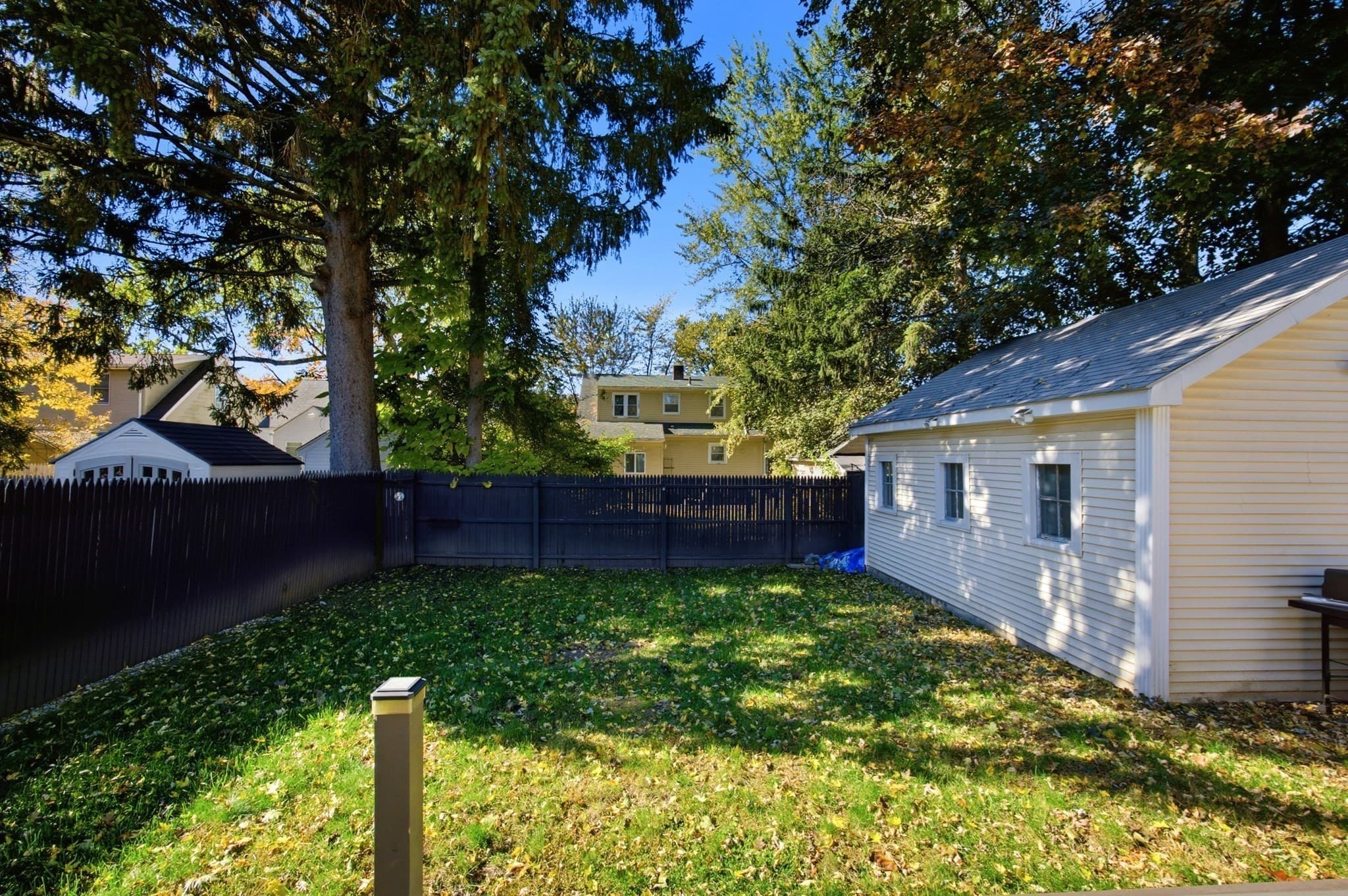 Single Family Residence at 120 Ellsworth Ave, Springfield MA 01118, photo 25 of 30