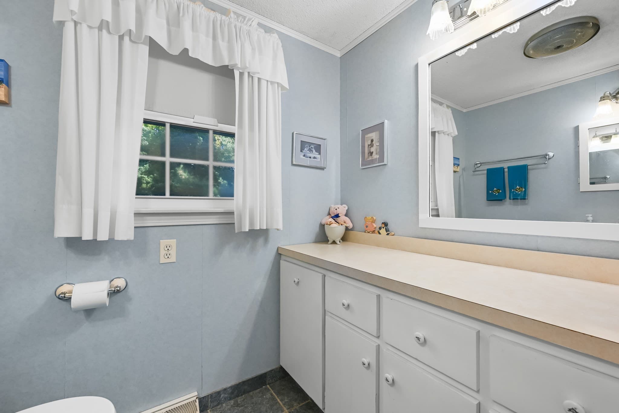 Single Family Residence at 36 Monument View Rd, Dennis MA 02660, photo 16 of 32