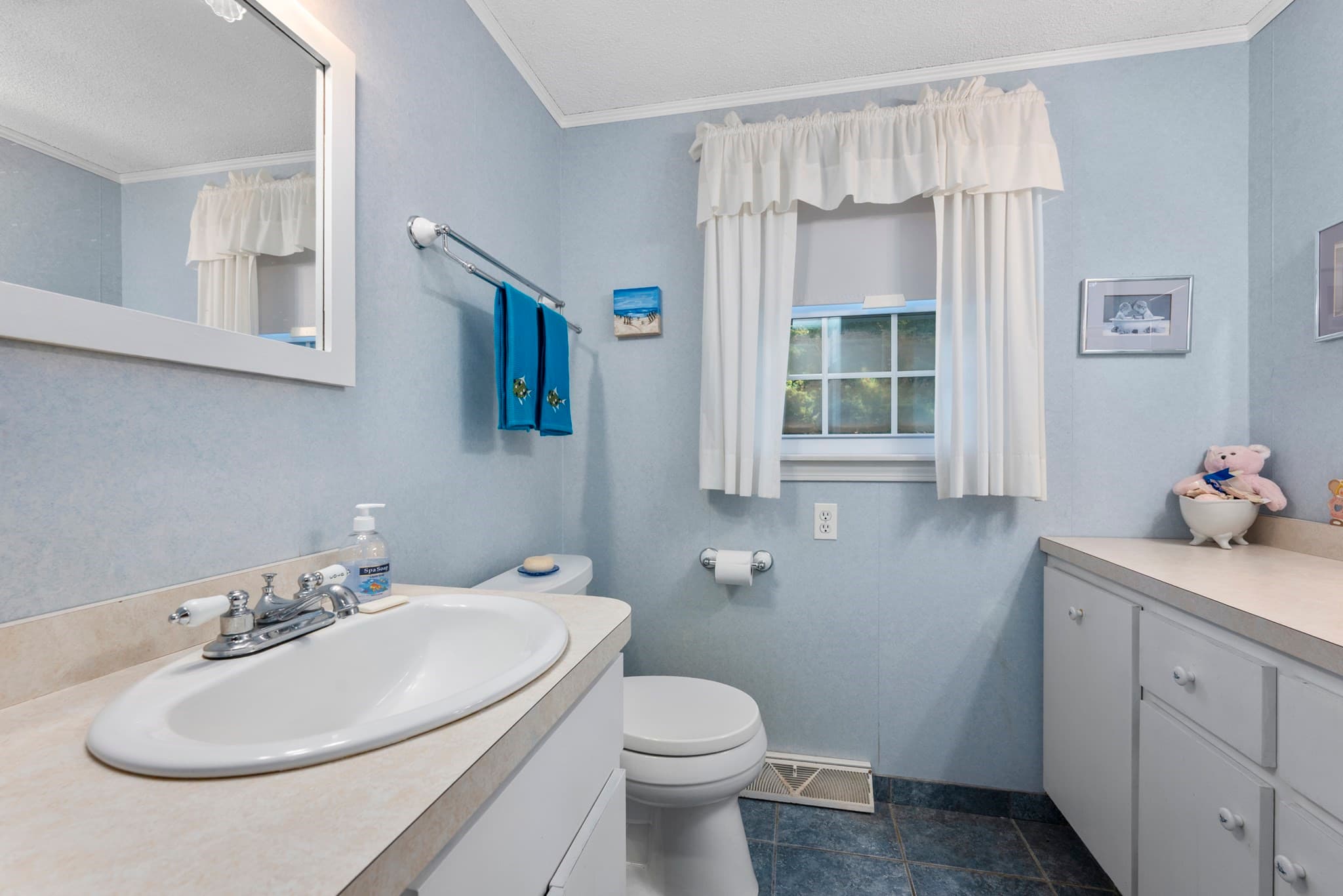 Single Family Residence at 36 Monument View Rd, Dennis MA 02660, photo 15 of 32