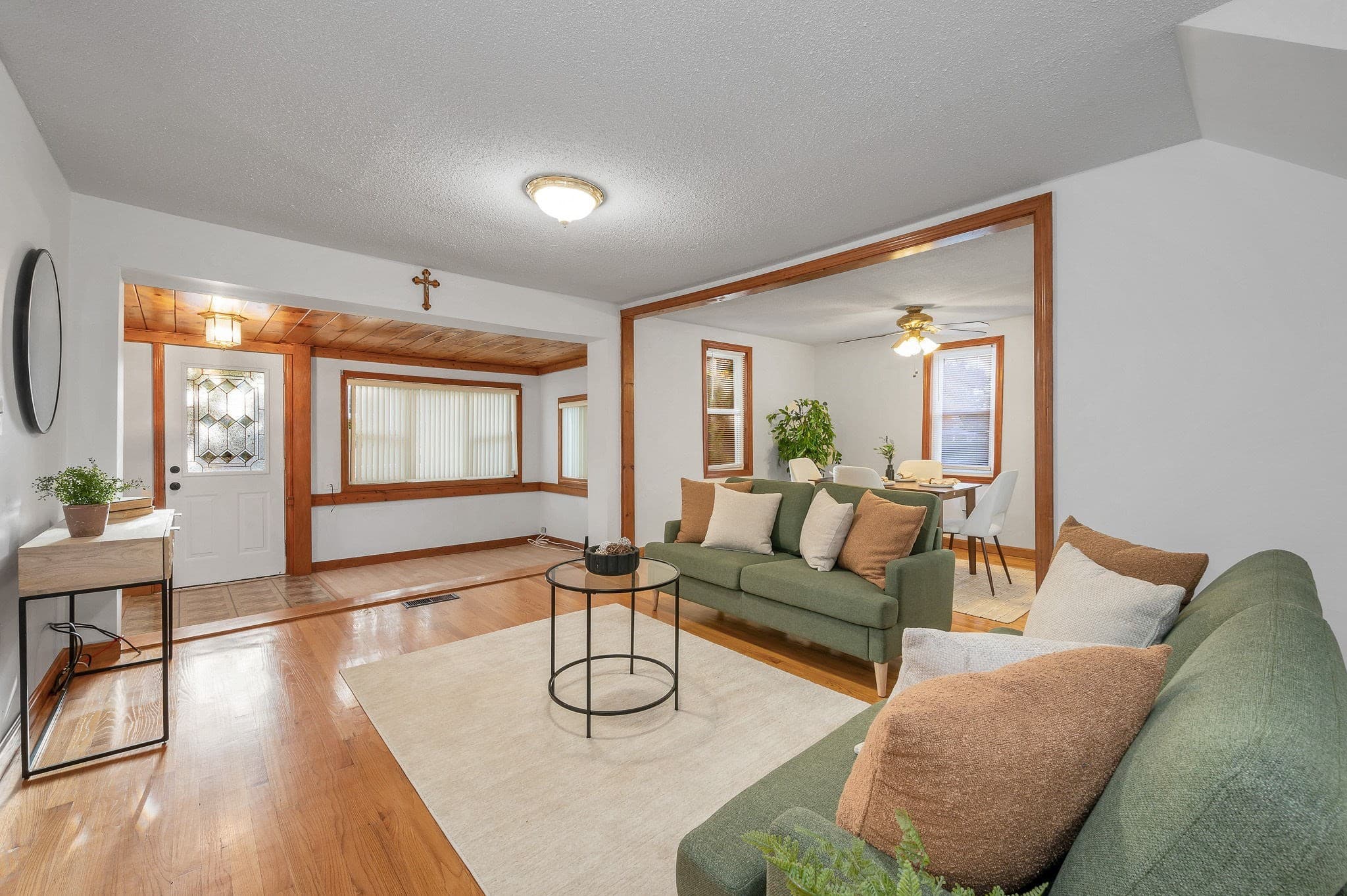 Single Family Residence at 122 Federal Street, Wilmington MA 01887, photo 7 of 34