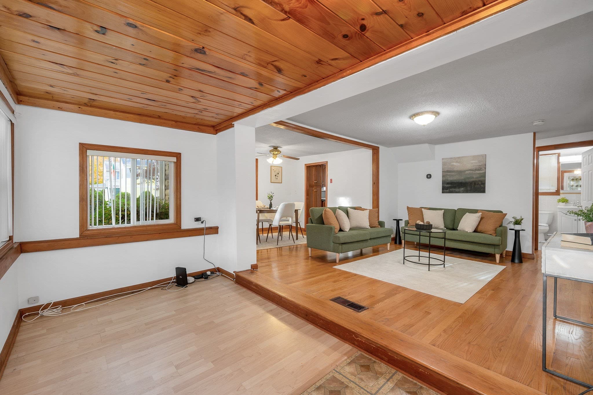 Single Family Residence at 122 Federal Street, Wilmington MA 01887, photo 3 of 34