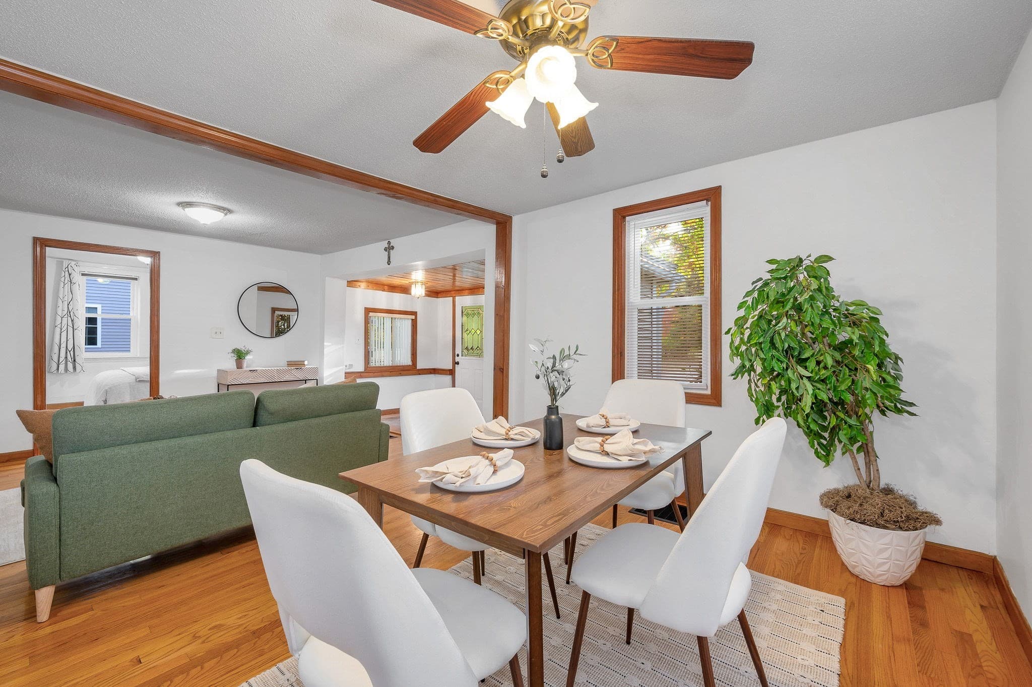 Single Family Residence at 122 Federal Street, Wilmington MA 01887, photo 9 of 34