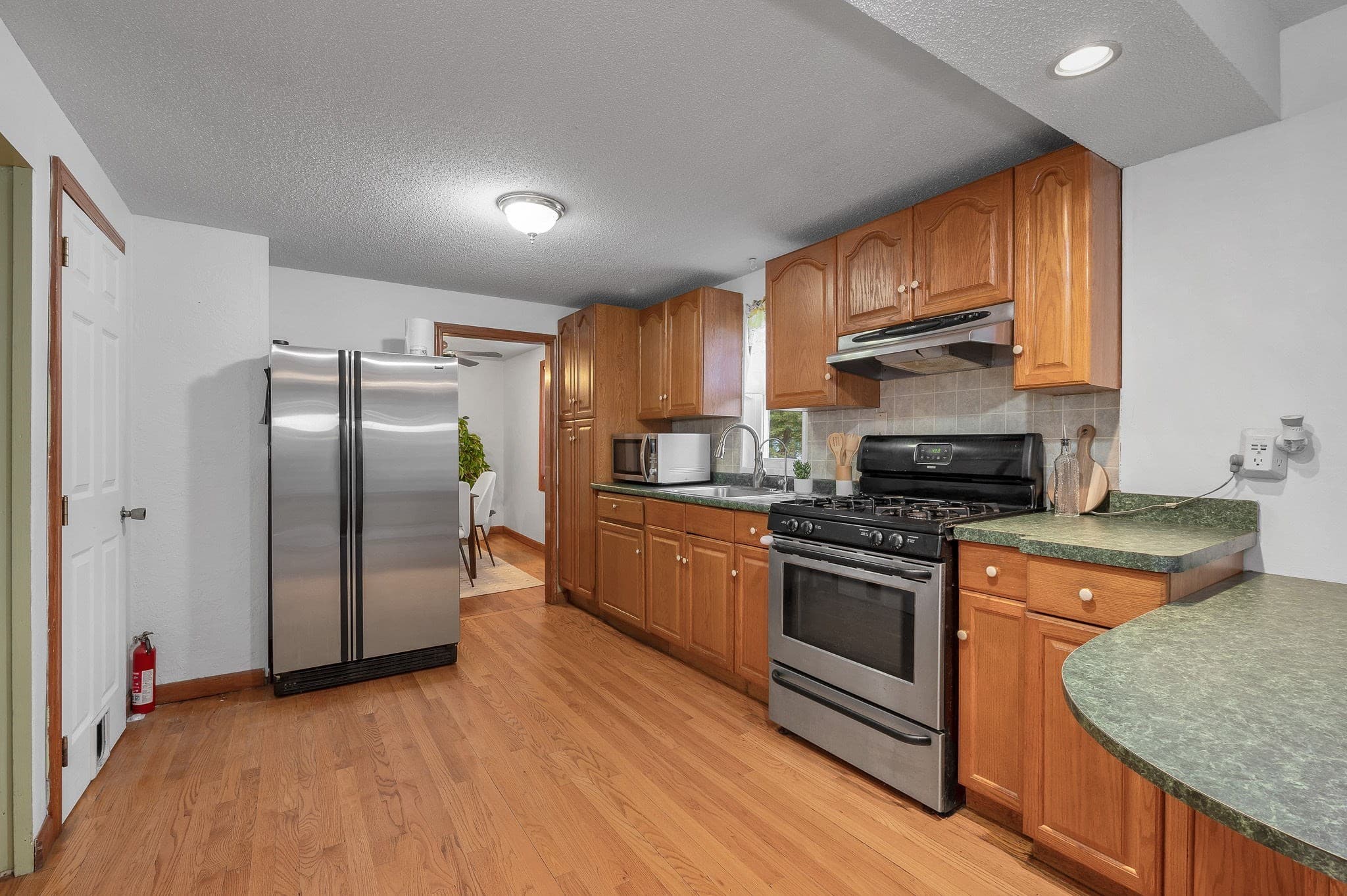 Single Family Residence at 122 Federal Street, Wilmington MA 01887, photo 14 of 34