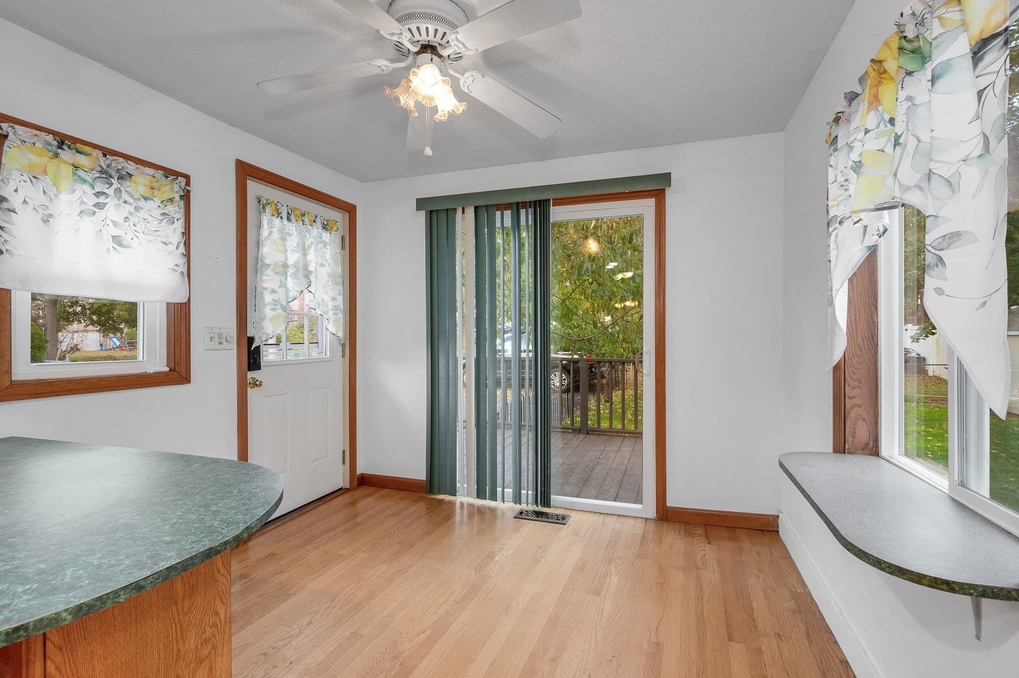 Single Family Residence at 122 Federal Street, Wilmington MA 01887, photo 15 of 34