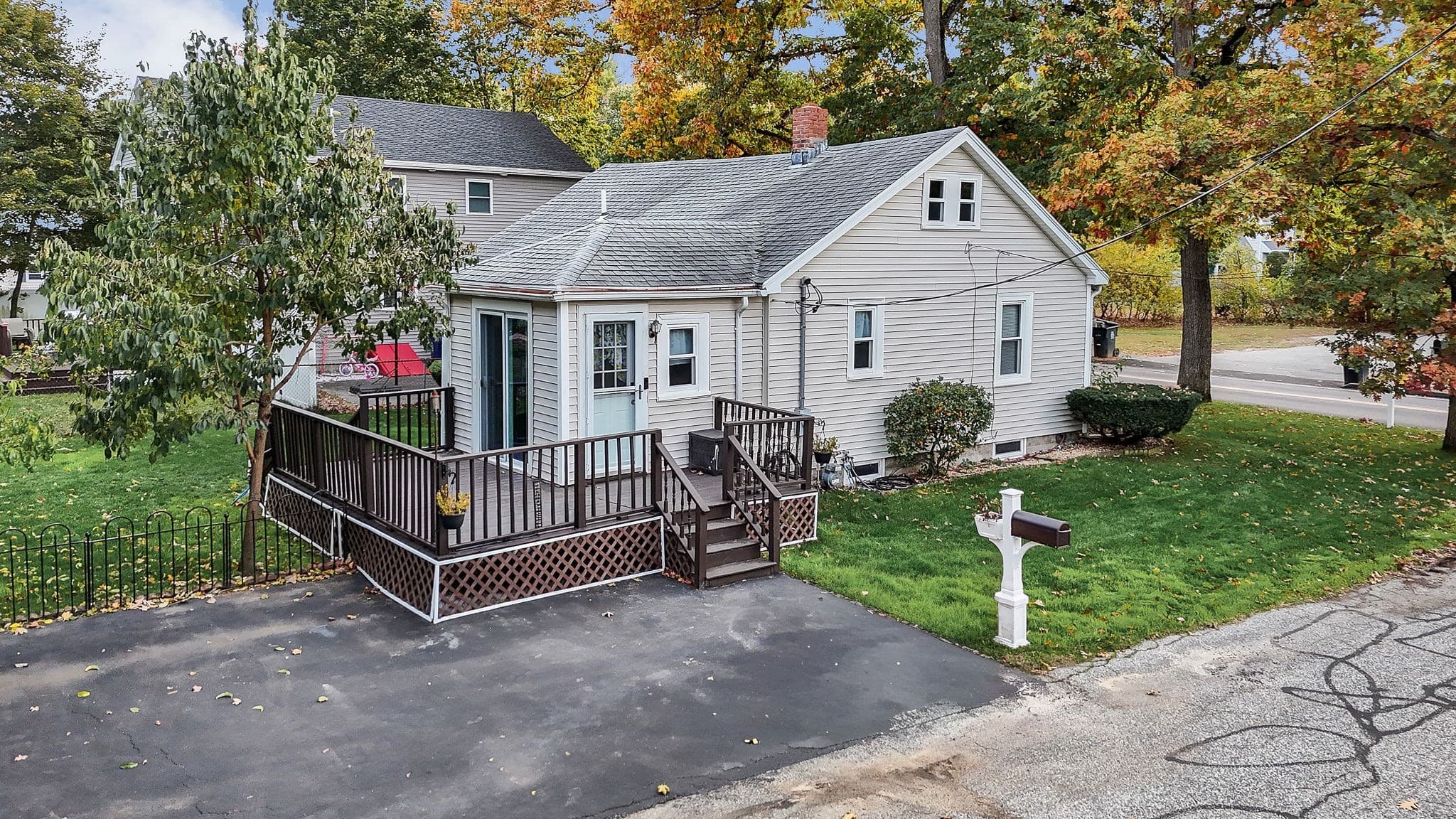 Single Family Residence at 122 Federal Street, Wilmington MA 01887, photo 25 of 34