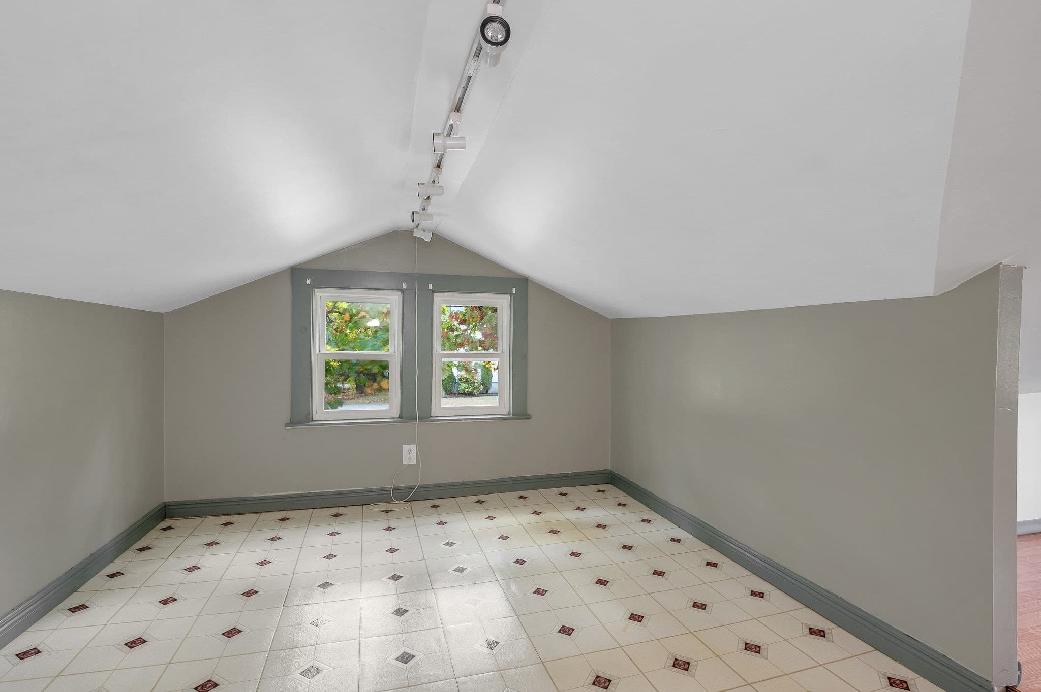 Single Family Residence at 122 Federal Street, Wilmington MA 01887, photo 21 of 34