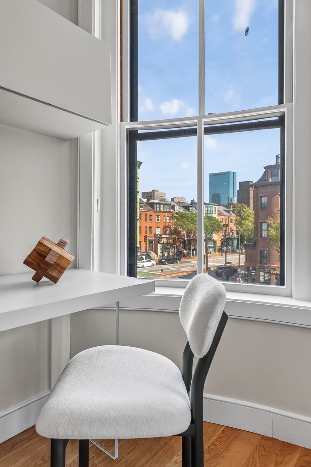 Condominium at 511 Massachusetts # 3, Boston MA 02118, photo 7 of 10