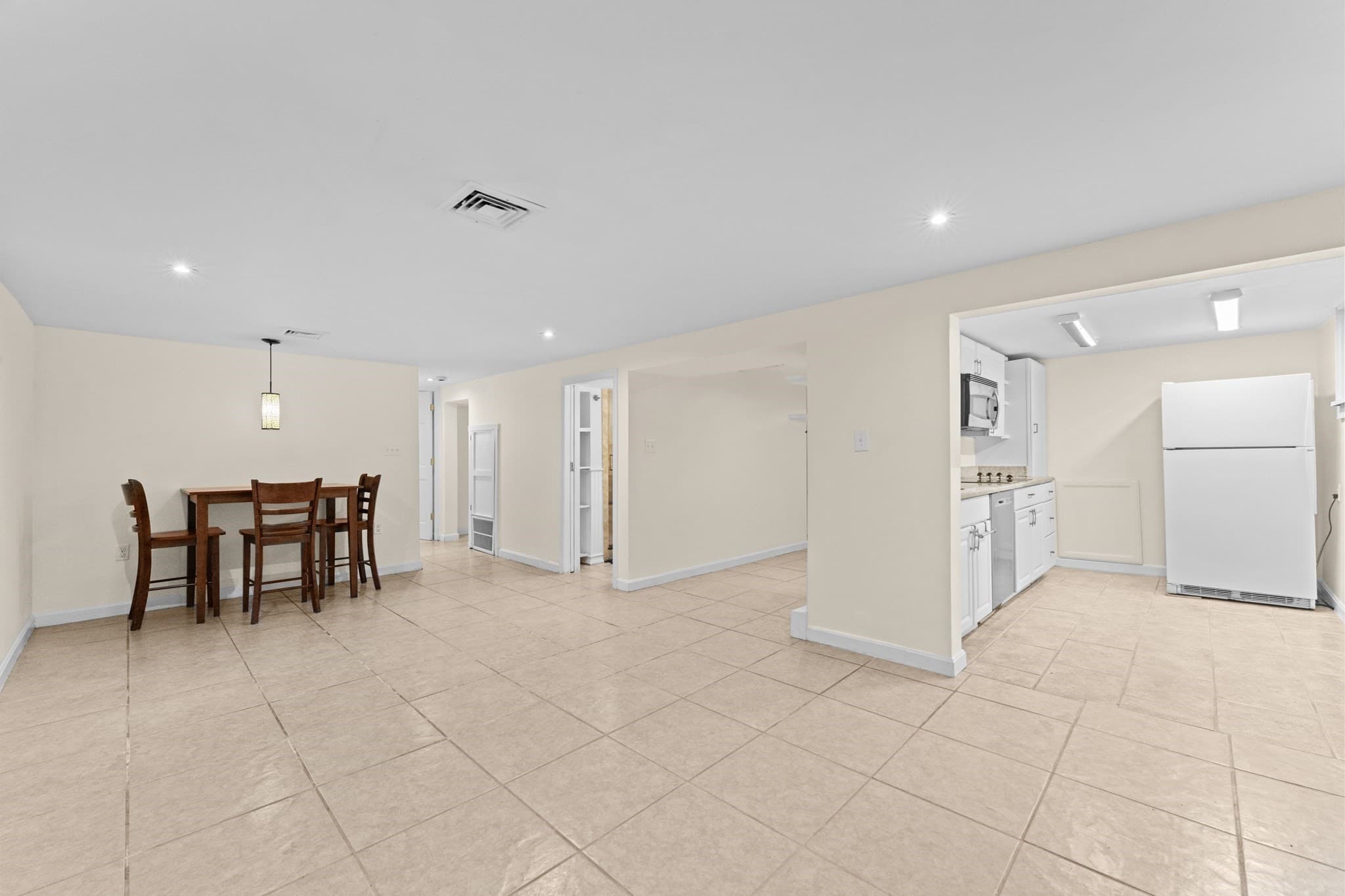 Apartment at 48 Trapelo St # B, Boston MA 02135, photo 4 of 12