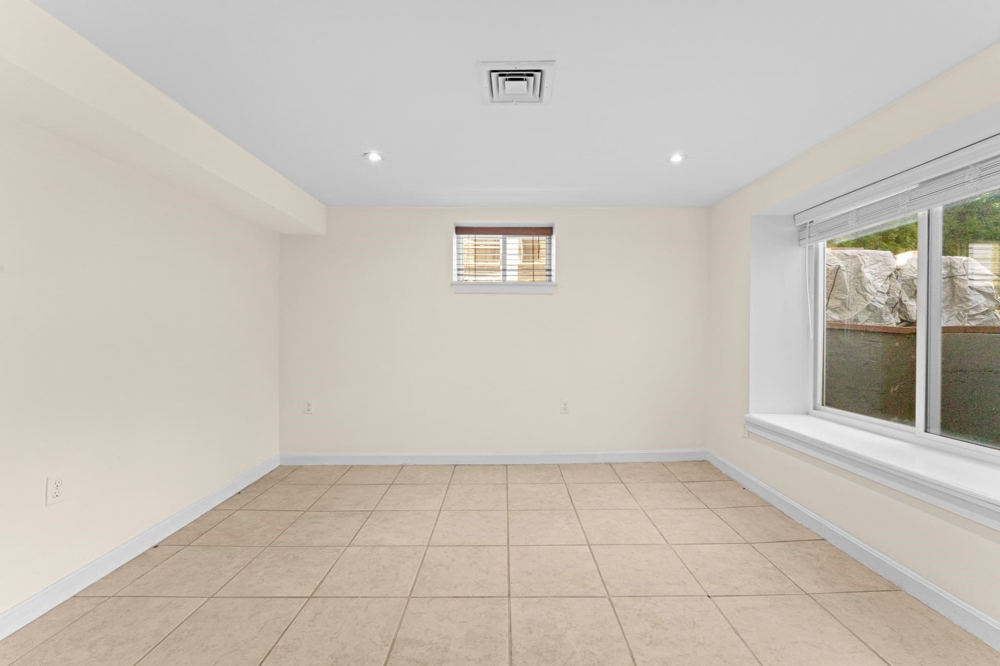 Apartment at 48 Trapelo St # B, Boston MA 02135, photo 8 of 12