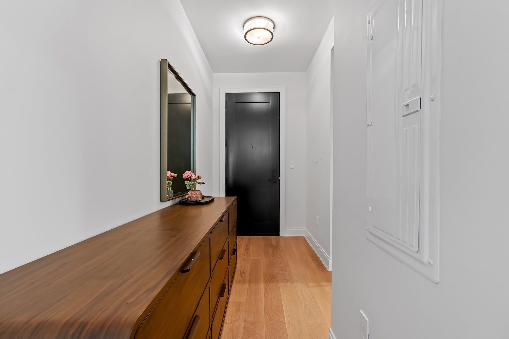 Condominium at 100 Linden St # 109, Wellesley MA 02482, photo 9 of 24
