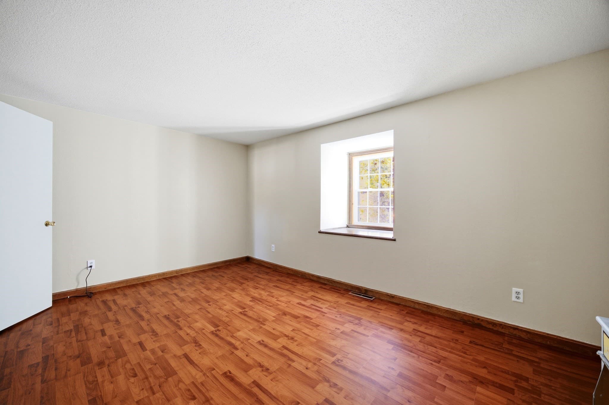 Condominium at 35 Corey Colonial # 35, Agawam MA 01001, photo 23 of 41