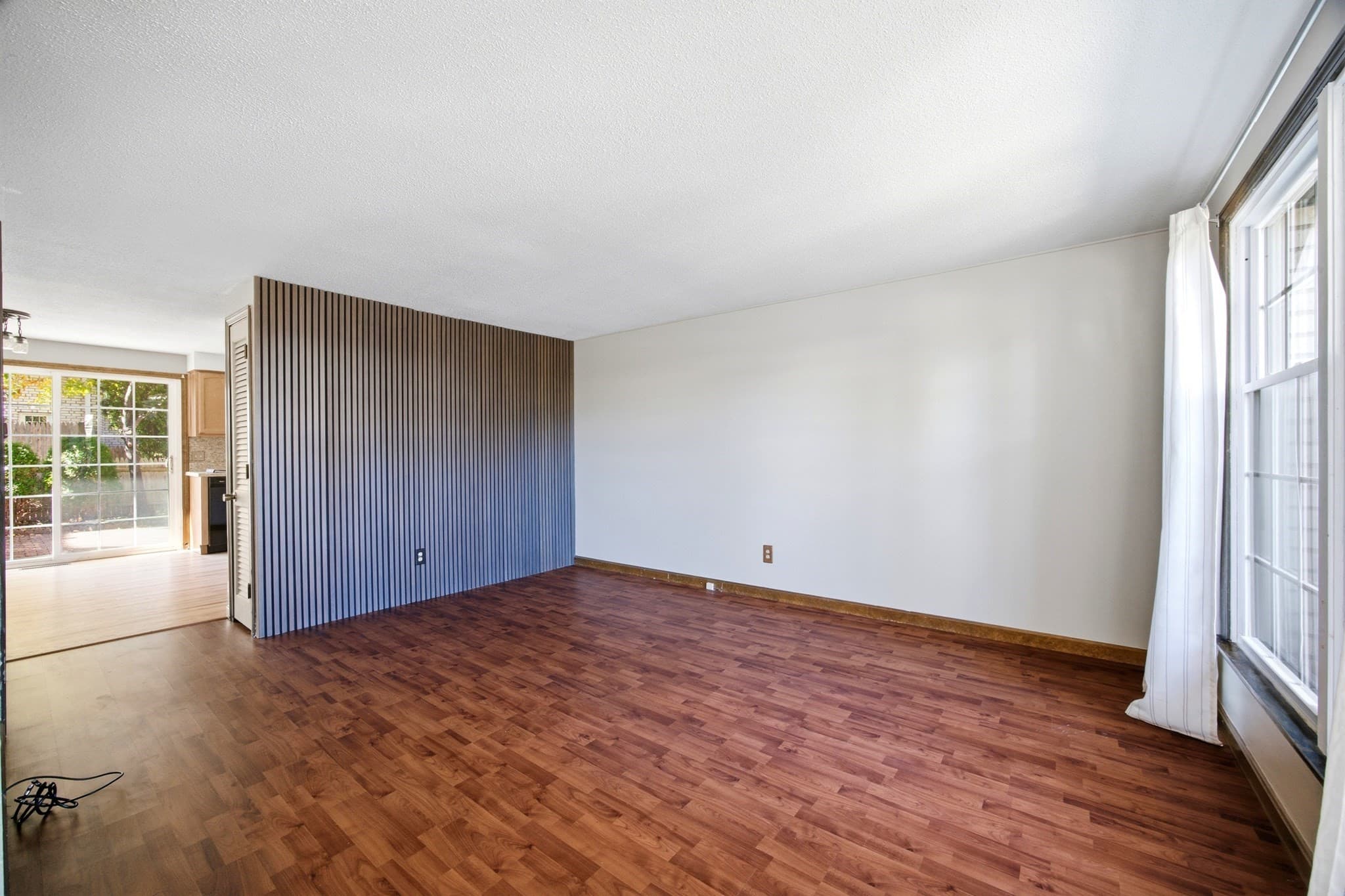 Condominium at 35 Corey Colonial # 35, Agawam MA 01001, photo 6 of 41