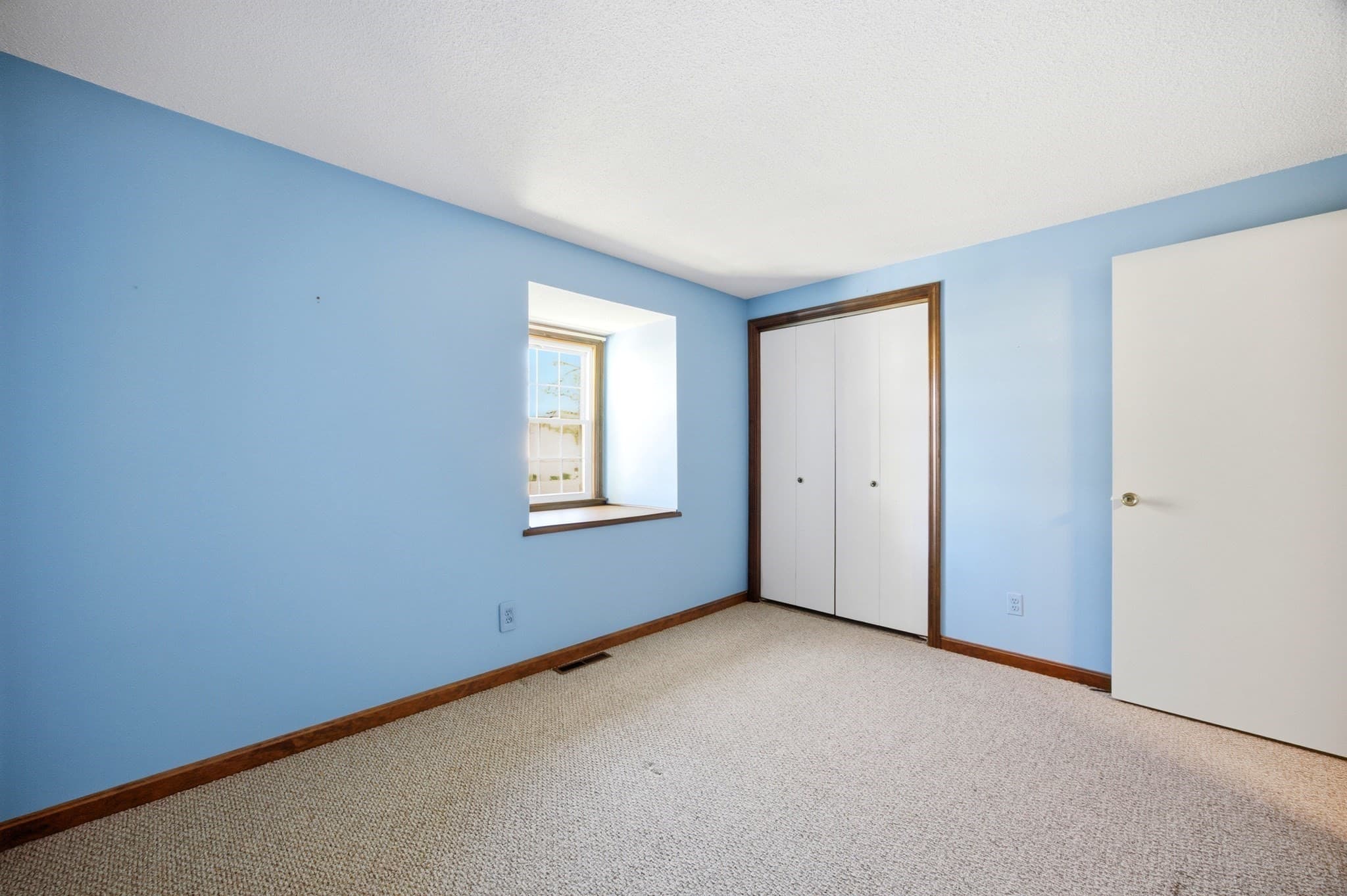 Condominium at 35 Corey Colonial # 35, Agawam MA 01001, photo 31 of 41