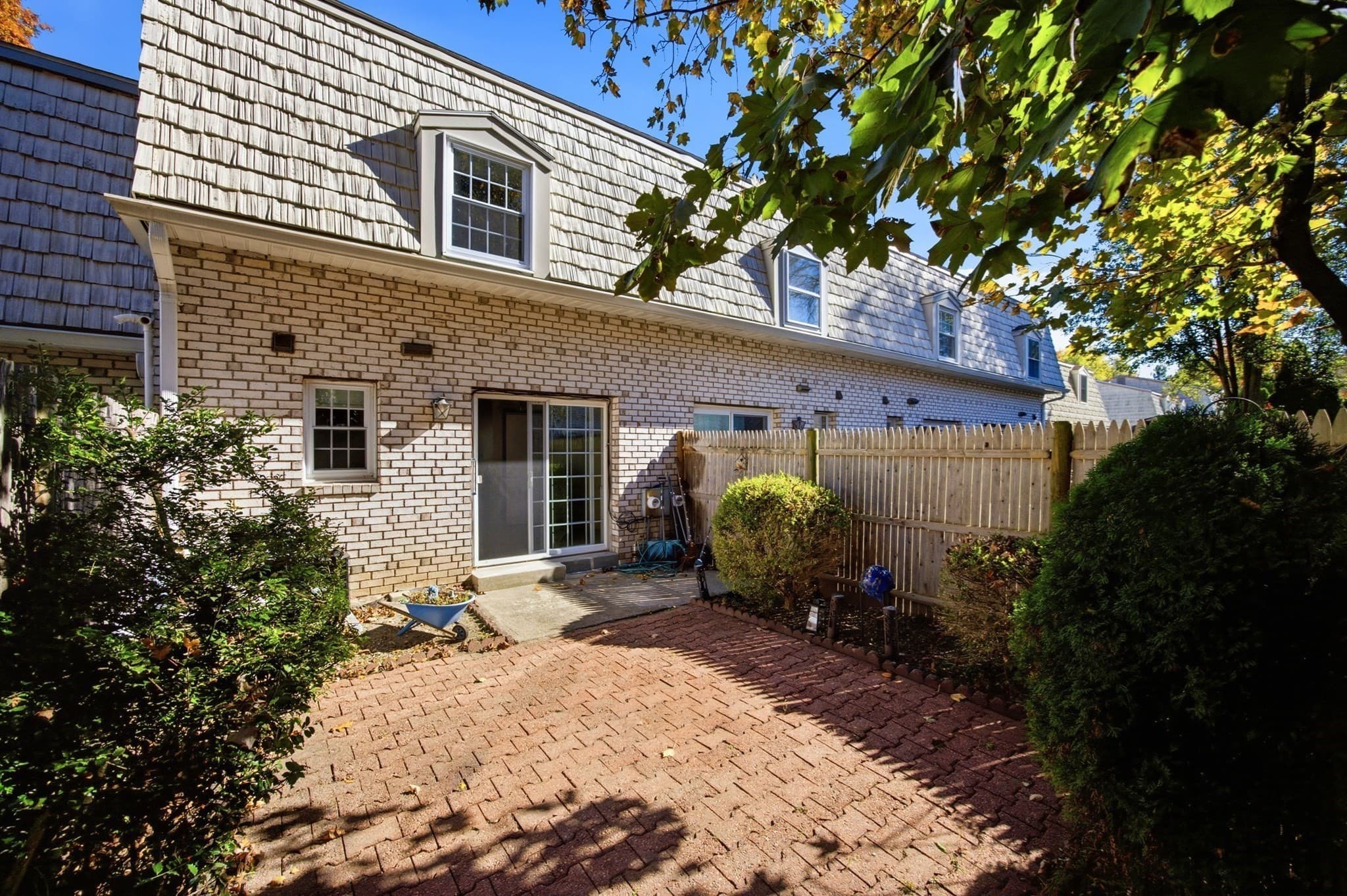 Condominium at 35 Corey Colonial # 35, Agawam MA 01001, photo 39 of 41