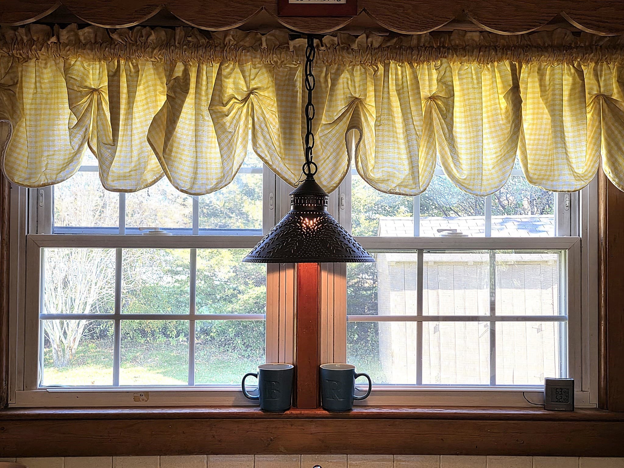 Single Family Residence at 40 Brodeur Ave, Webster MA 01570, photo 9 of 38