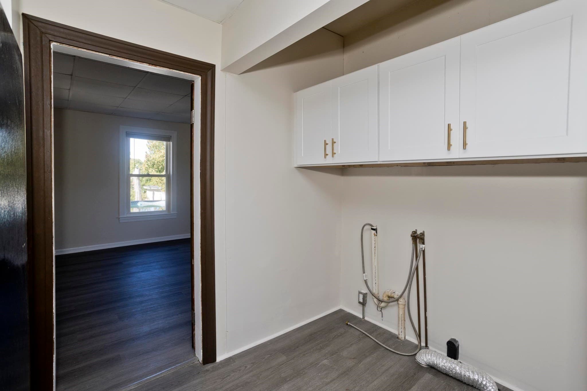 Apartment at 33 Balis St # 2, Springfield MA 01109, photo 6 of 10