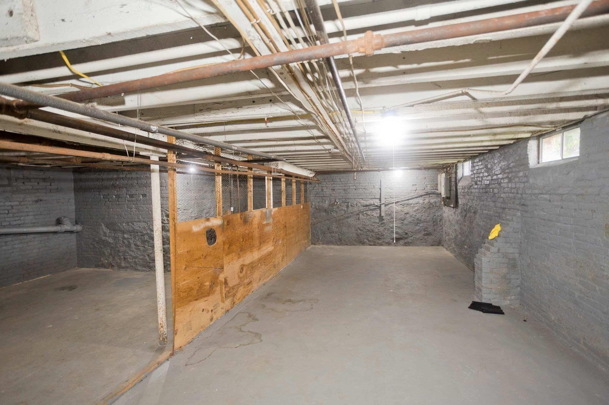 Apartment at 33 Balis St # 2, Springfield MA 01109, photo 10 of 10