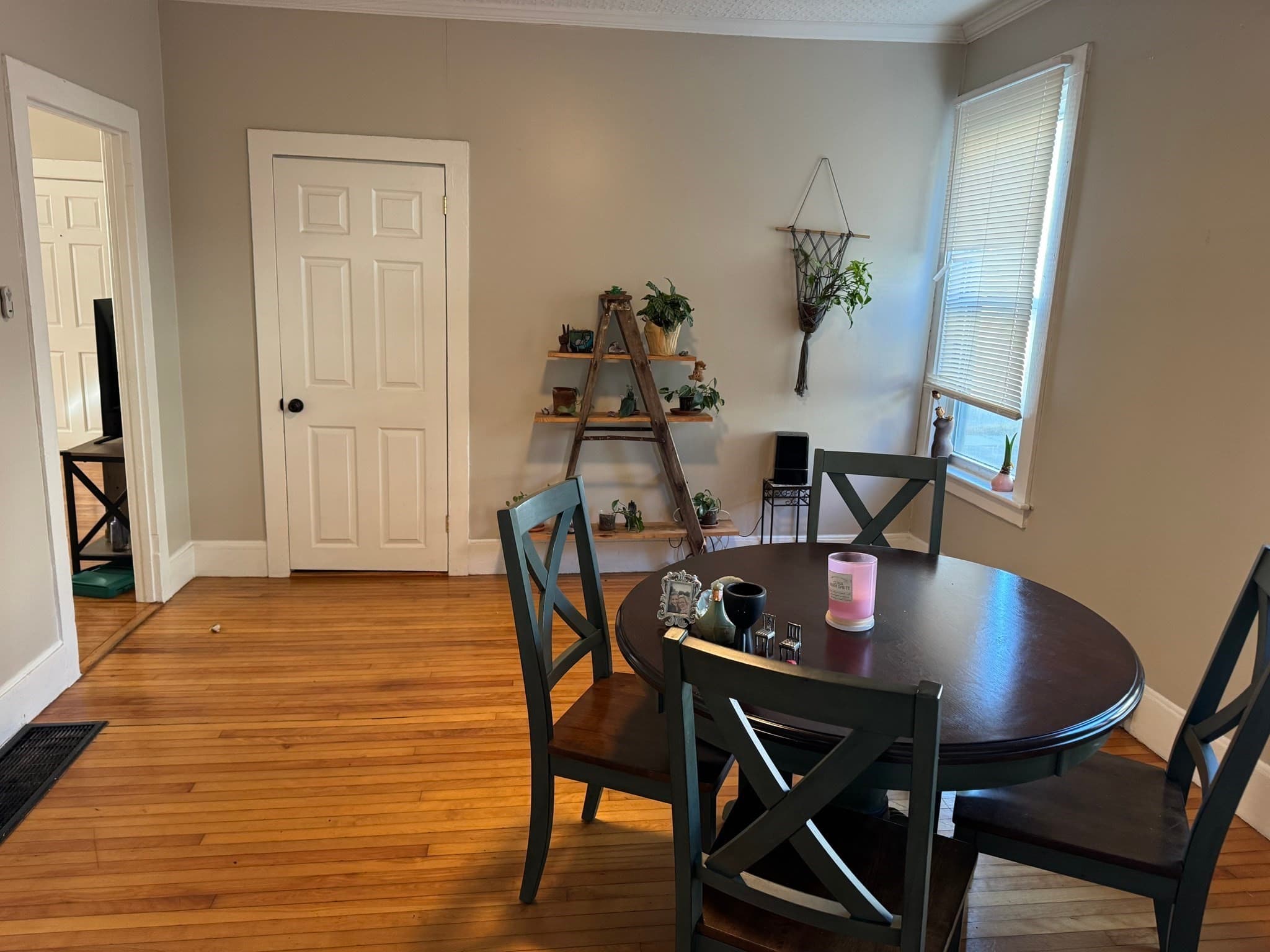 3 Family at 87-89 Davis Street, Greenfield MA 01301, photo 9 of 36